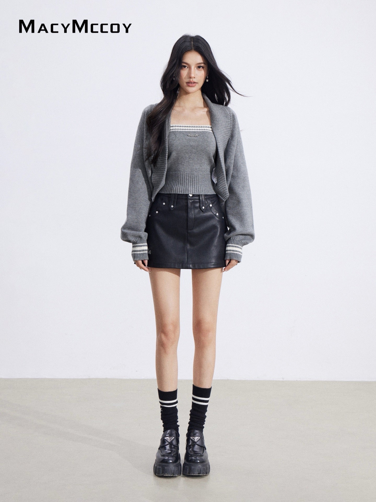 MacyMccoy MMC2026003 Color blocking shawl knitted two-piece set