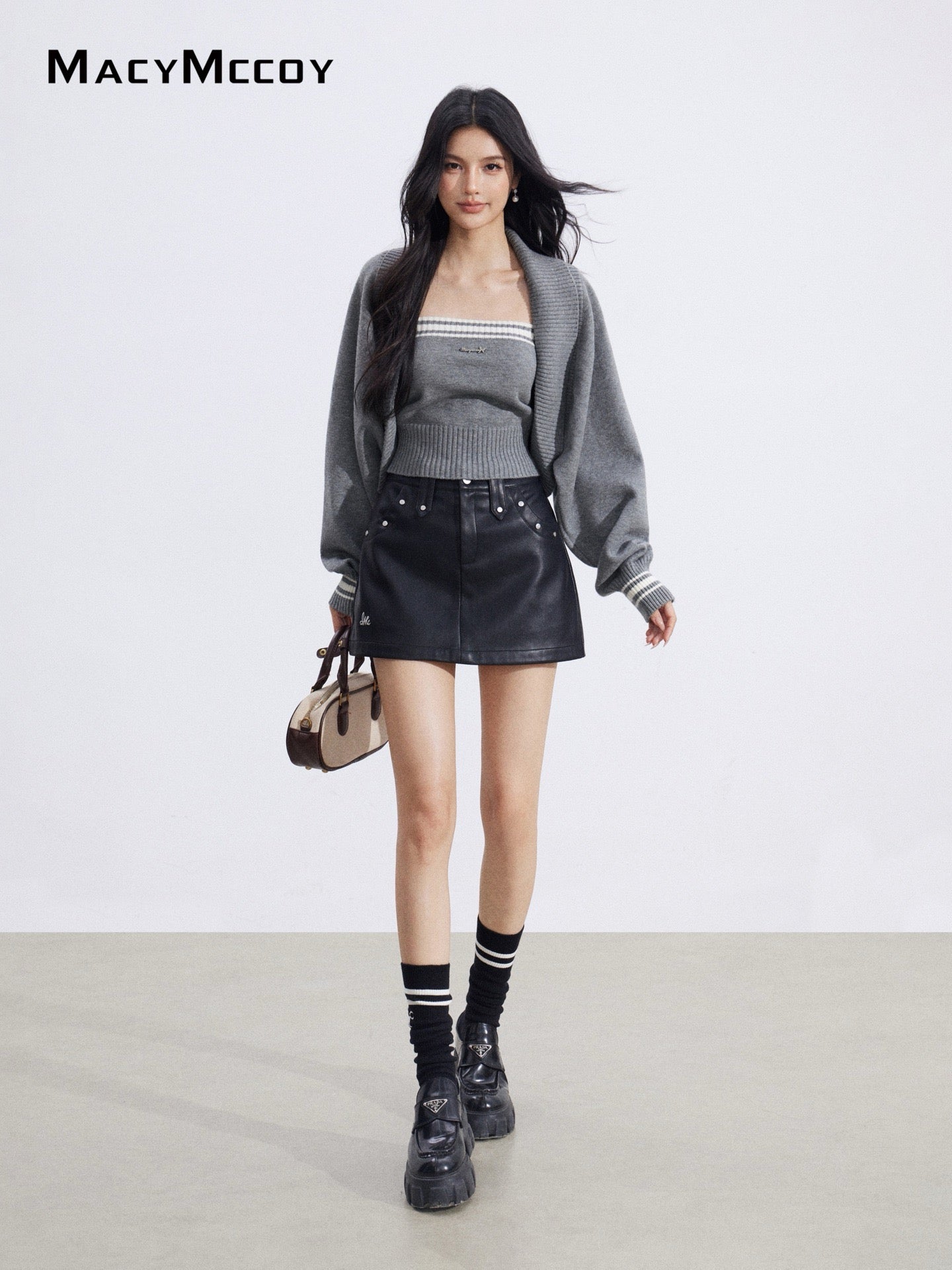 MacyMccoy MMC2026003 Color blocking shawl knitted two-piece set