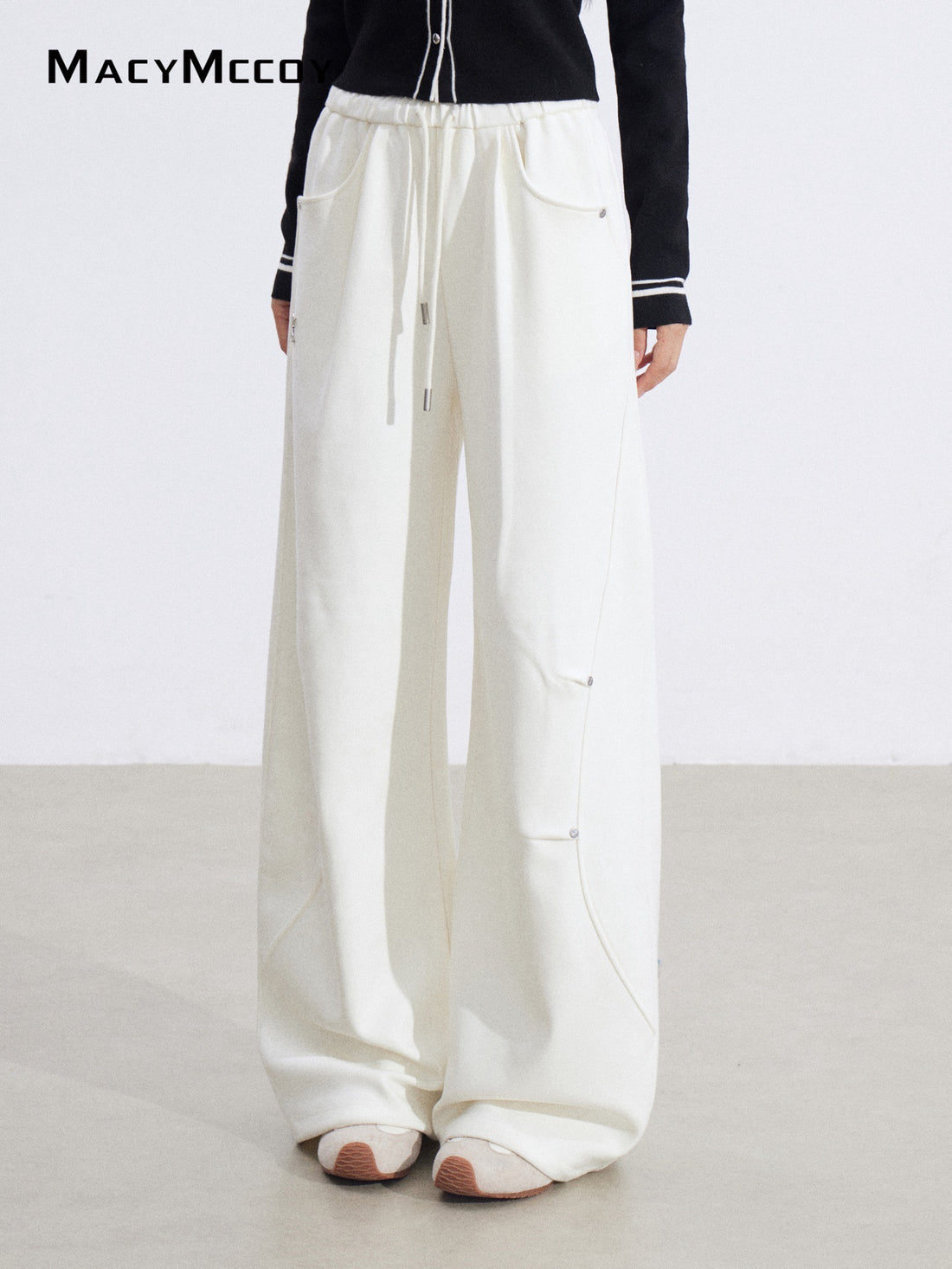 MacyMccoy MMC2026008 Bent knife hanging loose pants