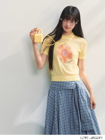 AsGony ASG25220 Embroidered flower round neck knitted top
