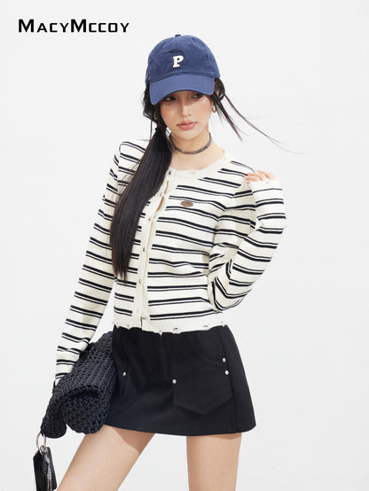 MacyMccoy MMC2025131 Contrast striped knitted top