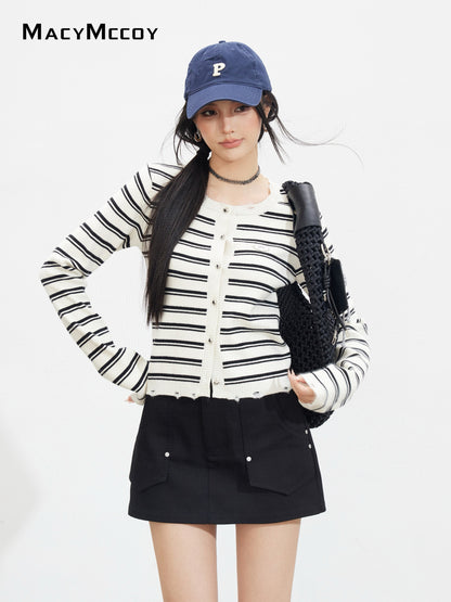 MacyMccoy MMC2025131 Contrast striped knitted top