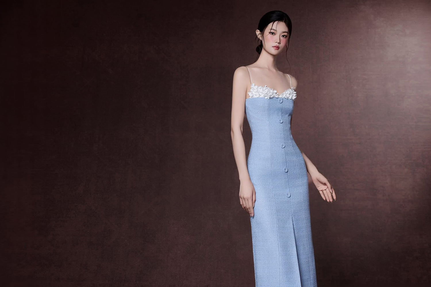 Raffiné HYATT FLORAL APPLIQUE MIDI DRESS (BLUE)