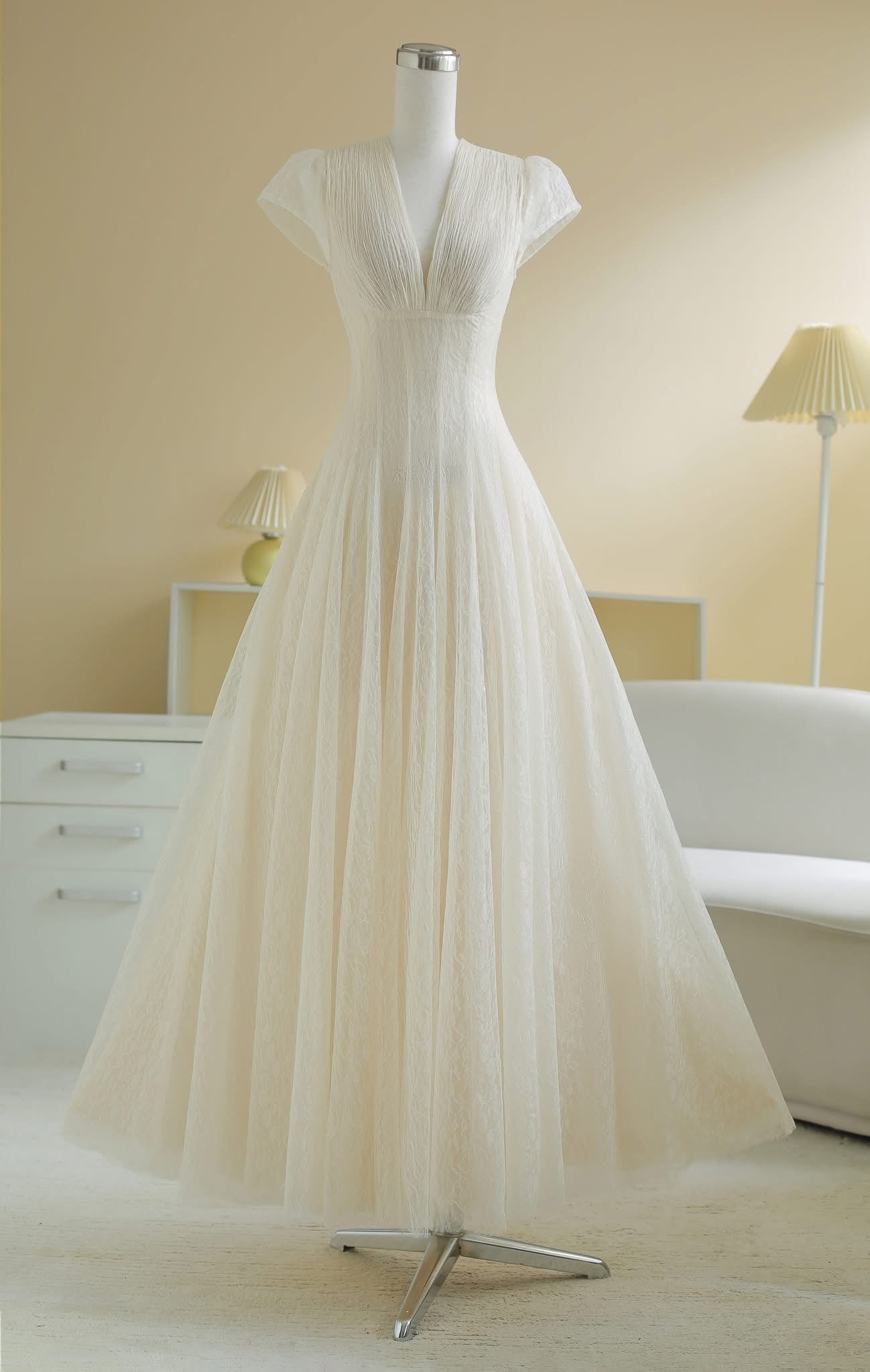 SOVI HOUSE Acelia Dress