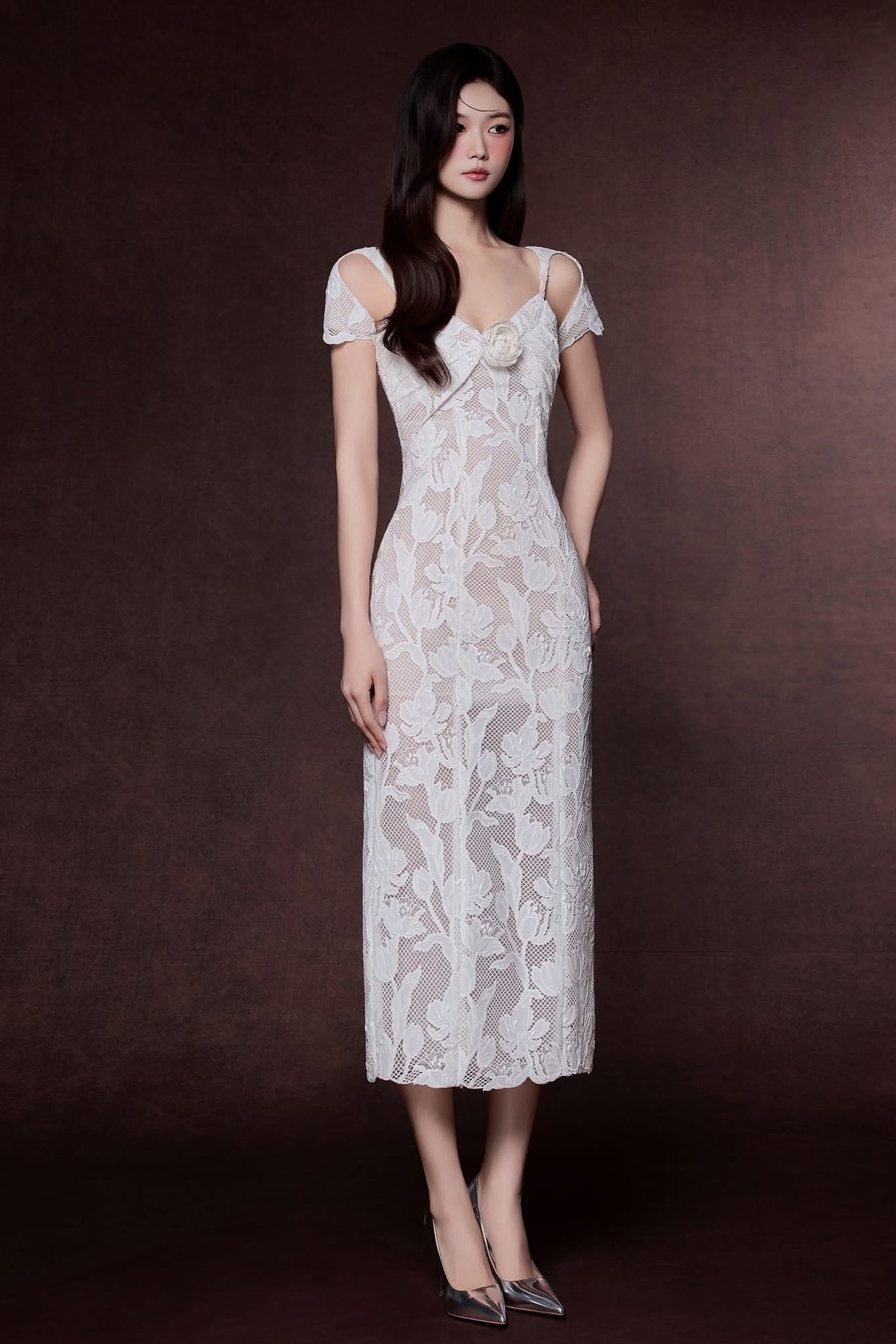 Raffiné GISELLE FLORAL LACE MIDI DRESS