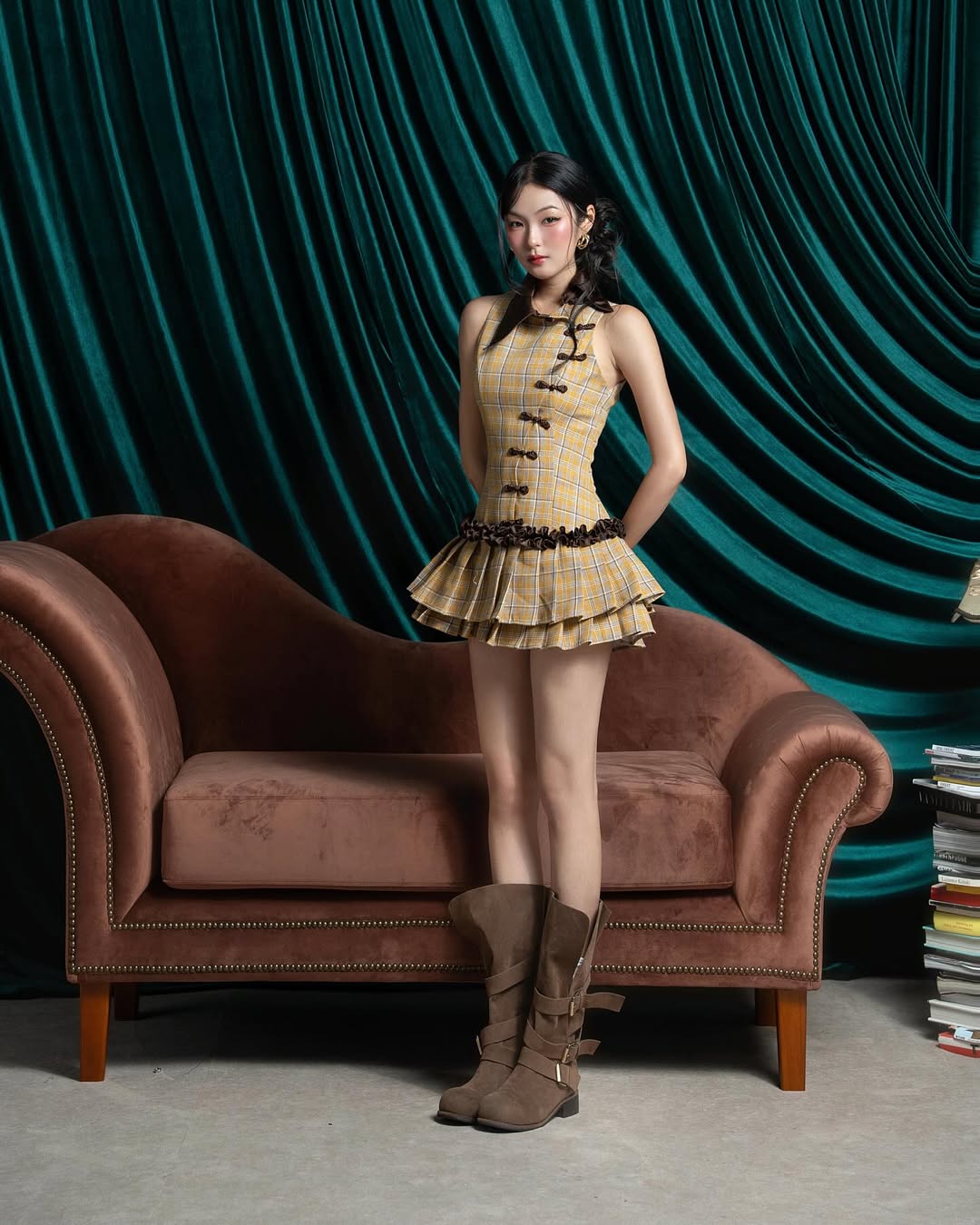 SWAN Closet Jenimi Dress