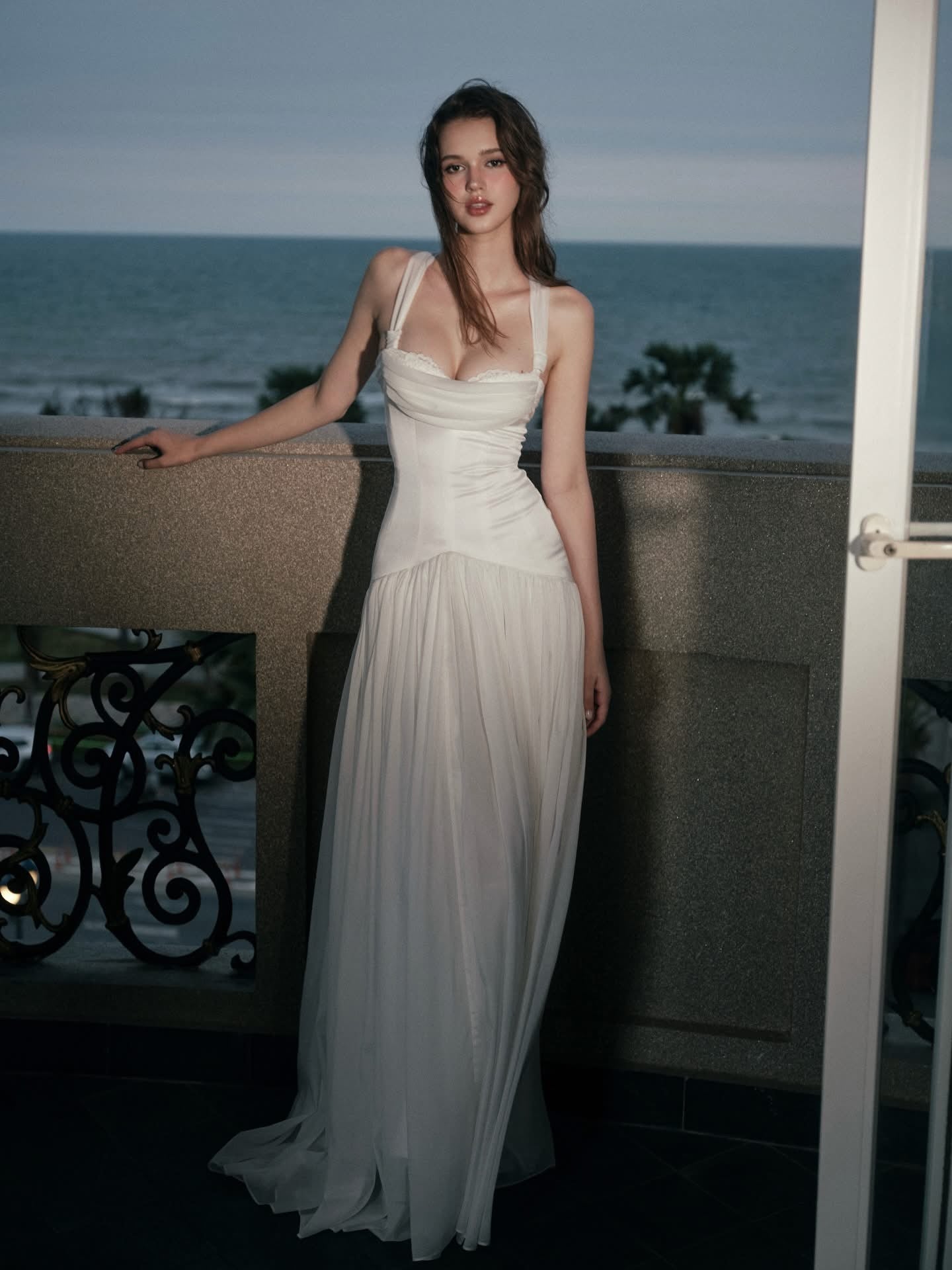 Kisserine CAMILLA GOWN