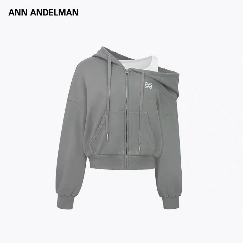 ANN ANDELMAN [Star Style] Off shoulder sweatshirt