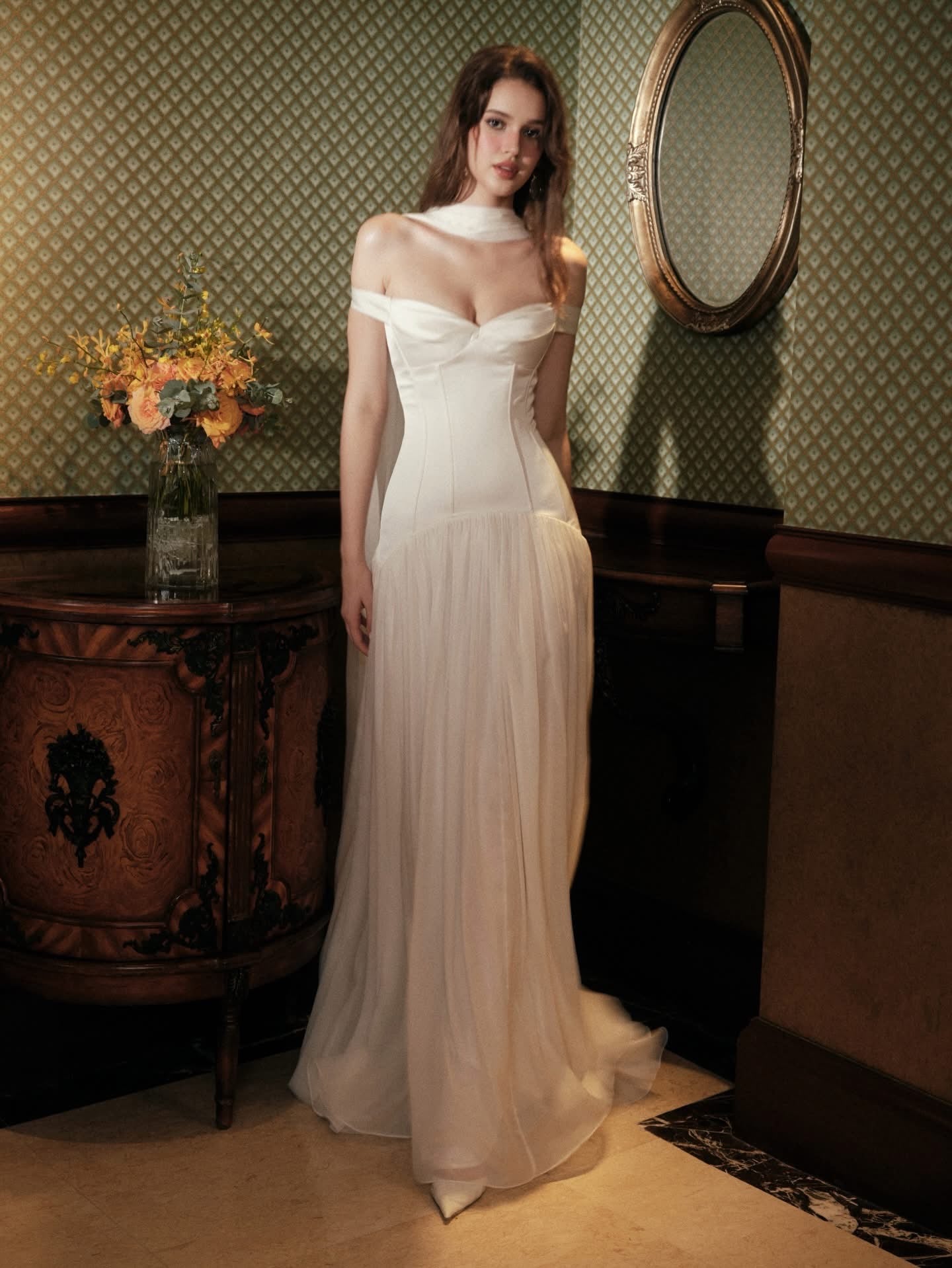 Kisserine ANASTASIA GOWN