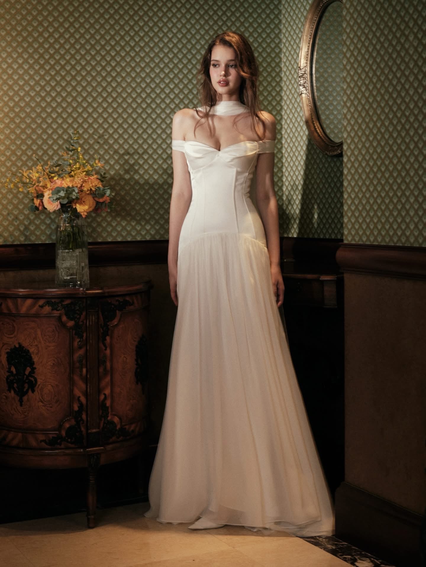 Kisserine ANASTASIA GOWN