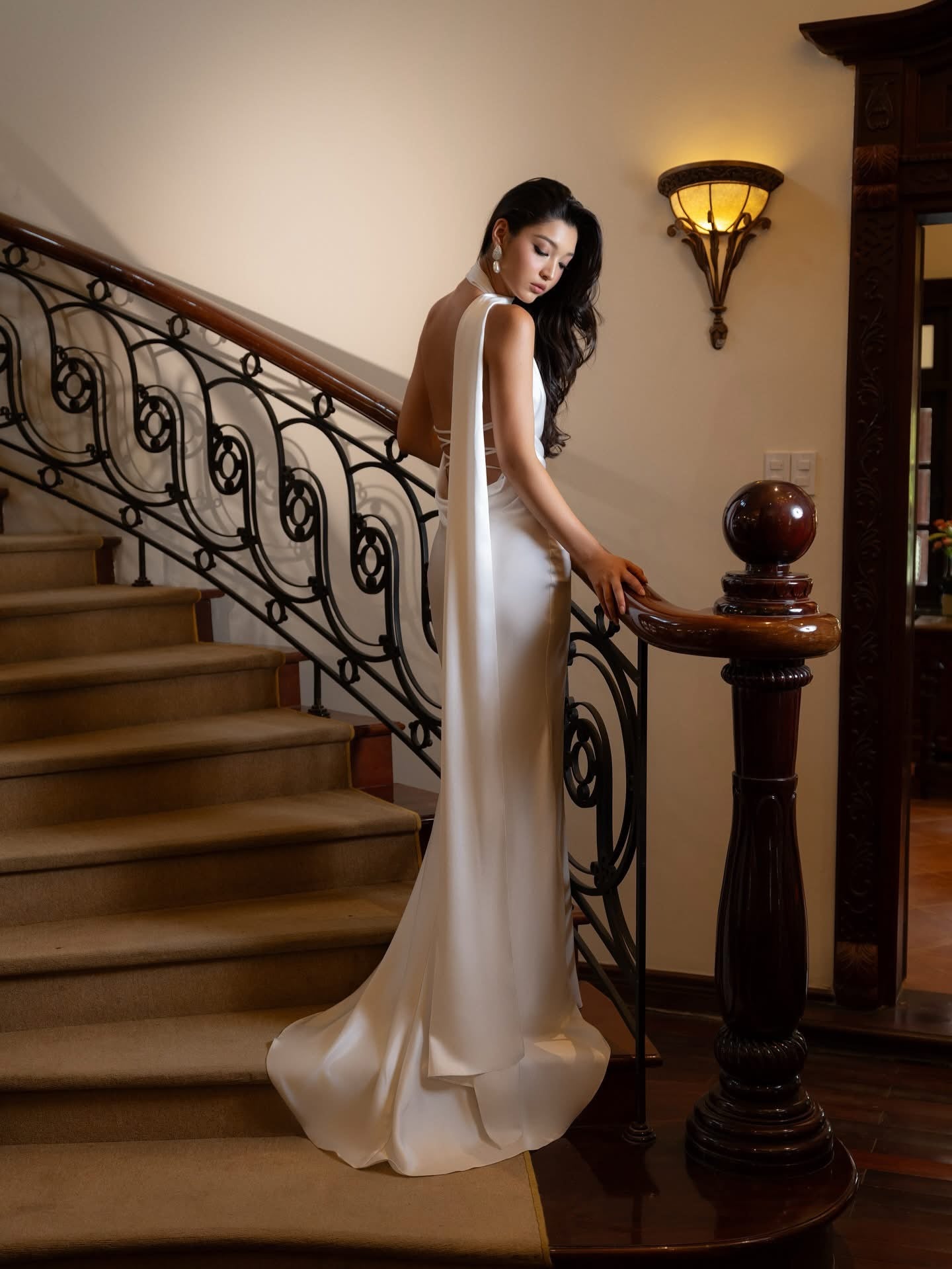 Kisserine SERENA GOWN