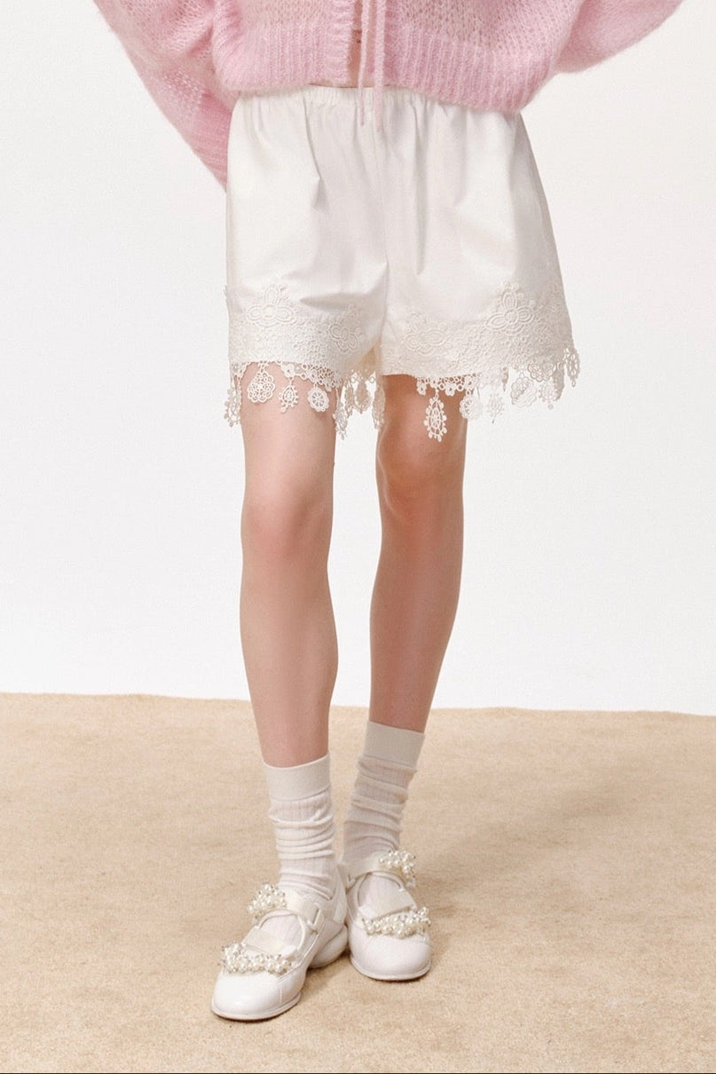 XIAOLI Loose lace shorts