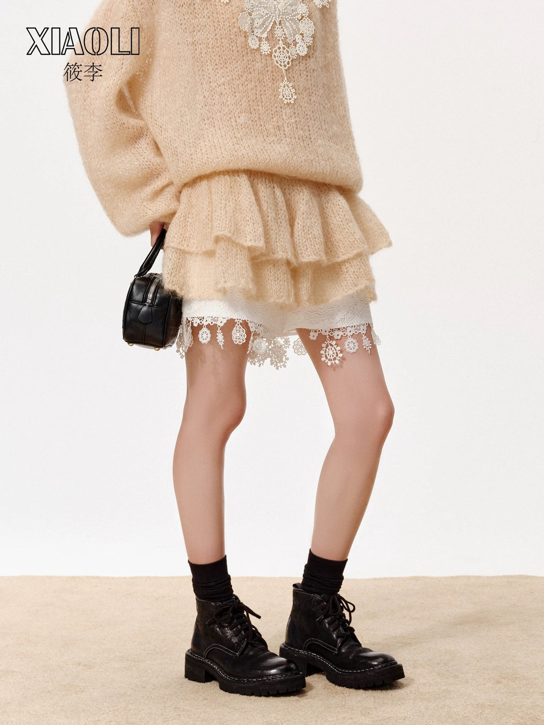 XIAOLI Solid color knitted skirt (Beige)