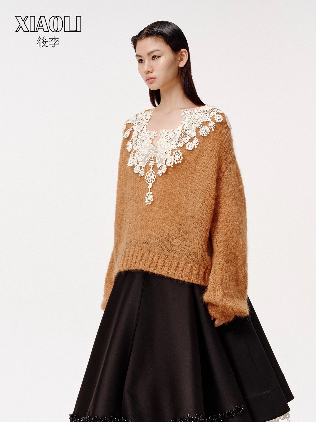 XIAOLI Leisure pullover lace sweater (Khaki)