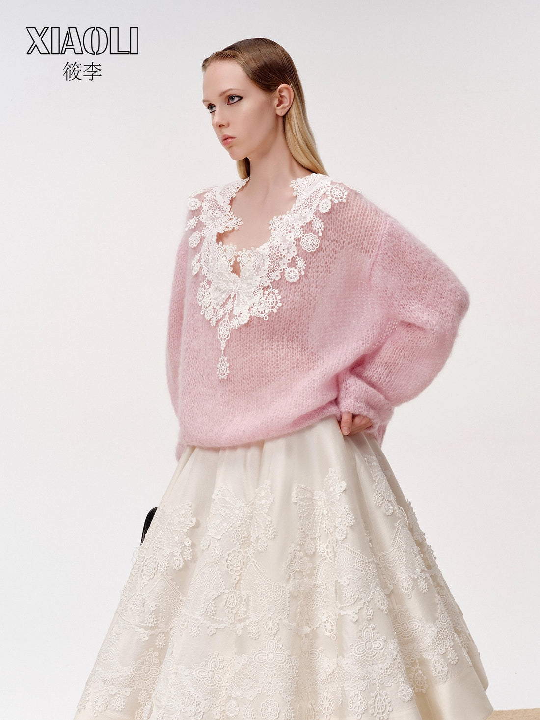 XIAOLI Leisure pullover lace sweater (Pink)