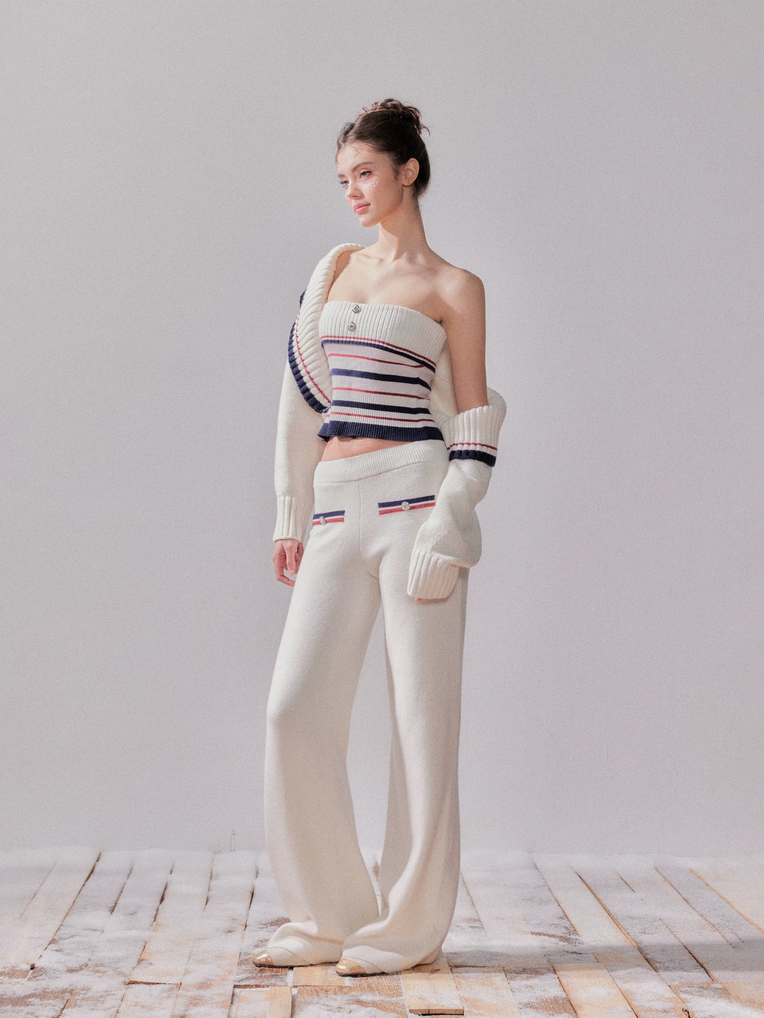 YZZI HE Striped knitted set