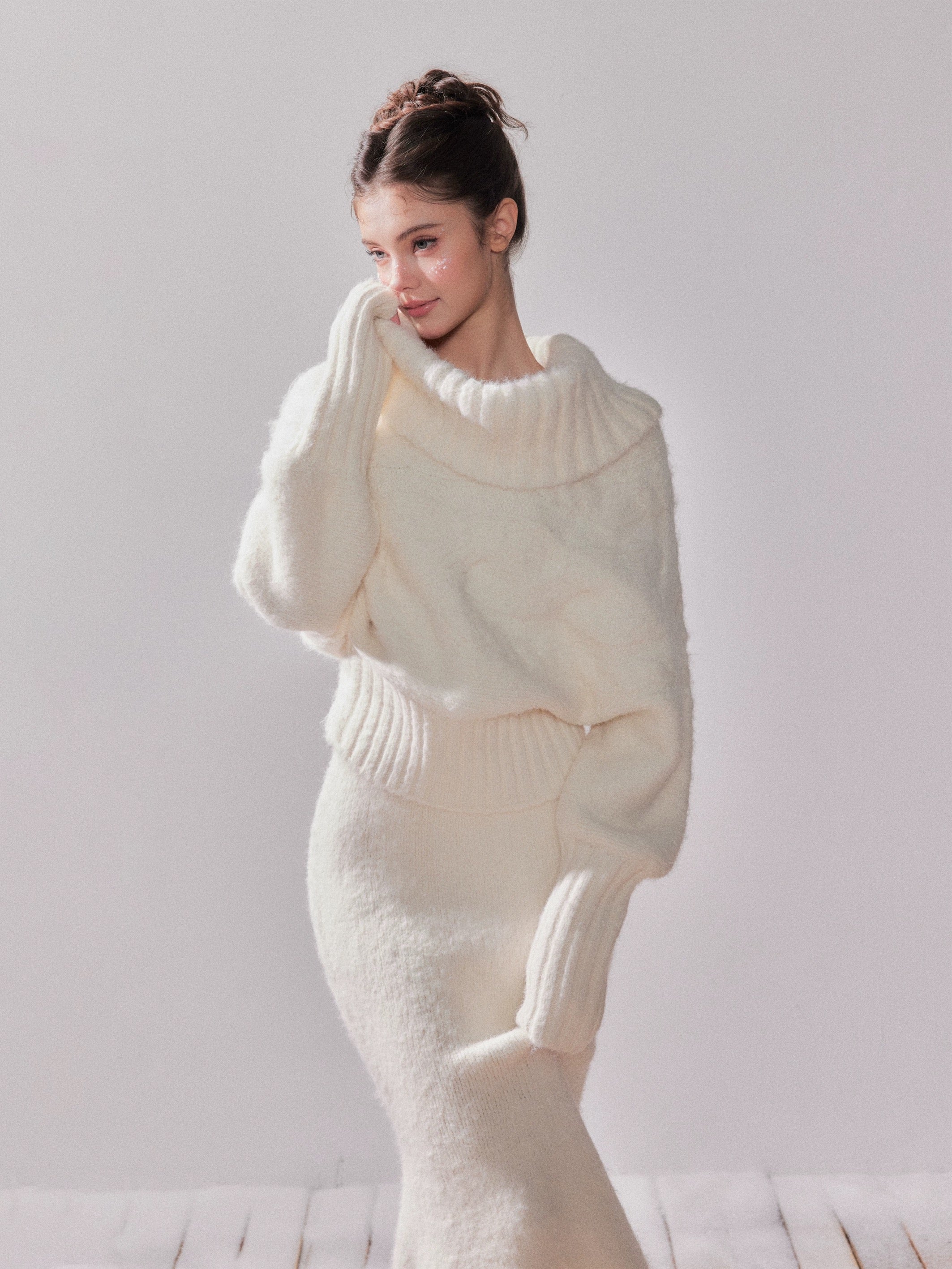 YZZI HE Off shoulder sweater + skirt set – CHUUI_Collection