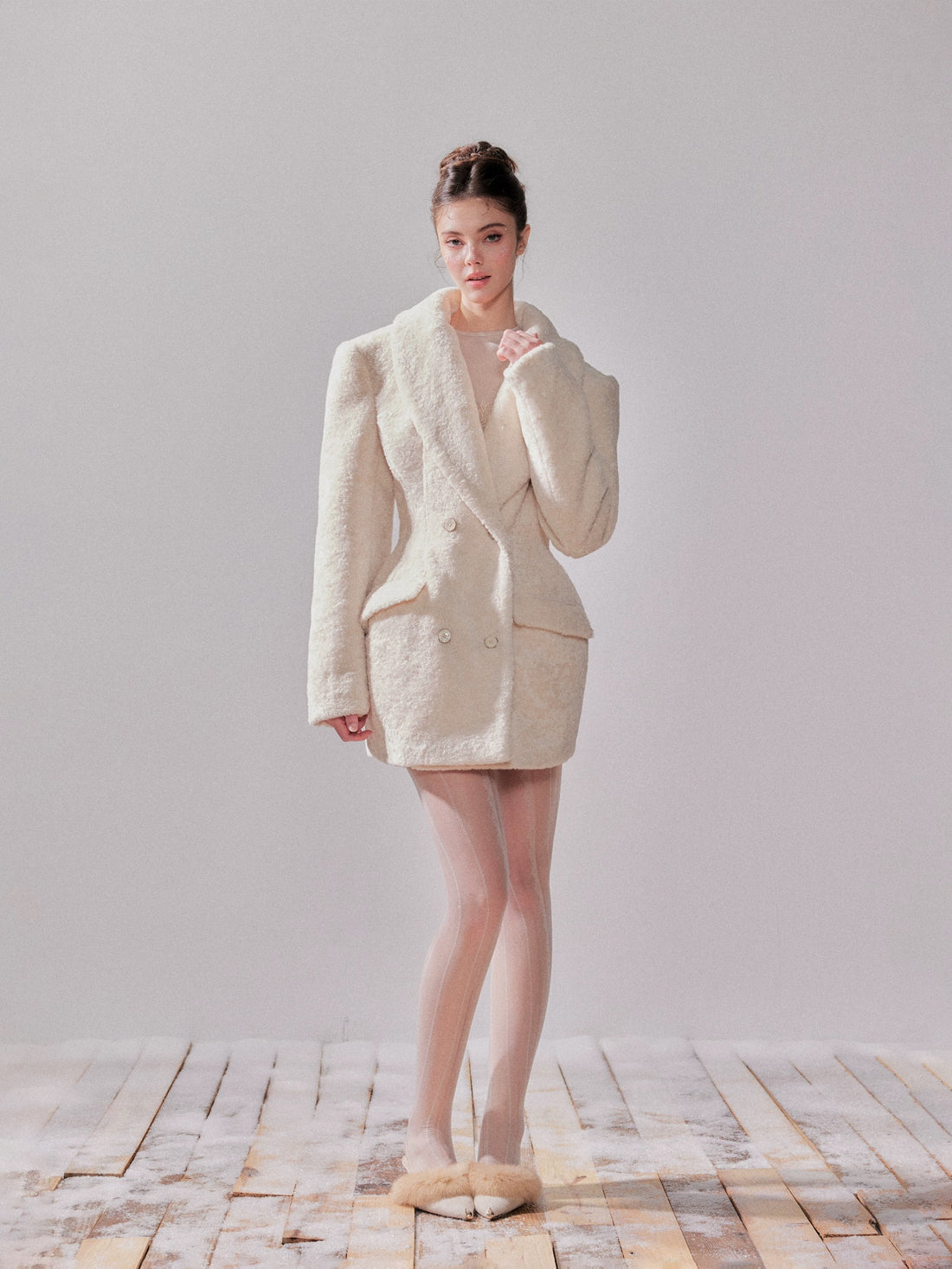 YZZI HE Silhouette waist cinched lamb wool suit jacket
