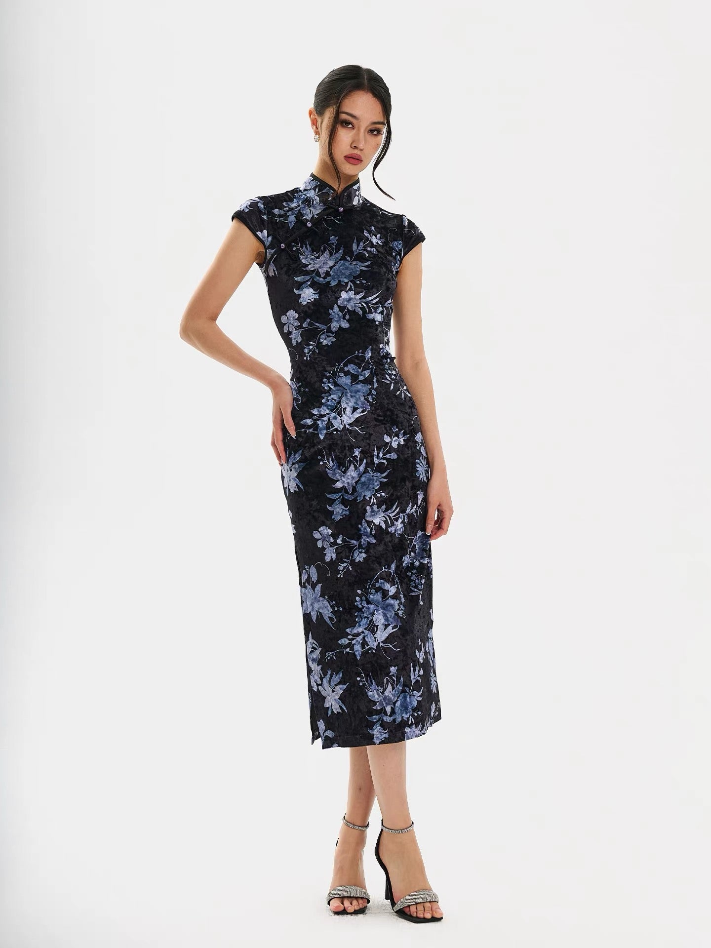 FIND YA WINGS Light velvet classic Neo-Chinese style dress