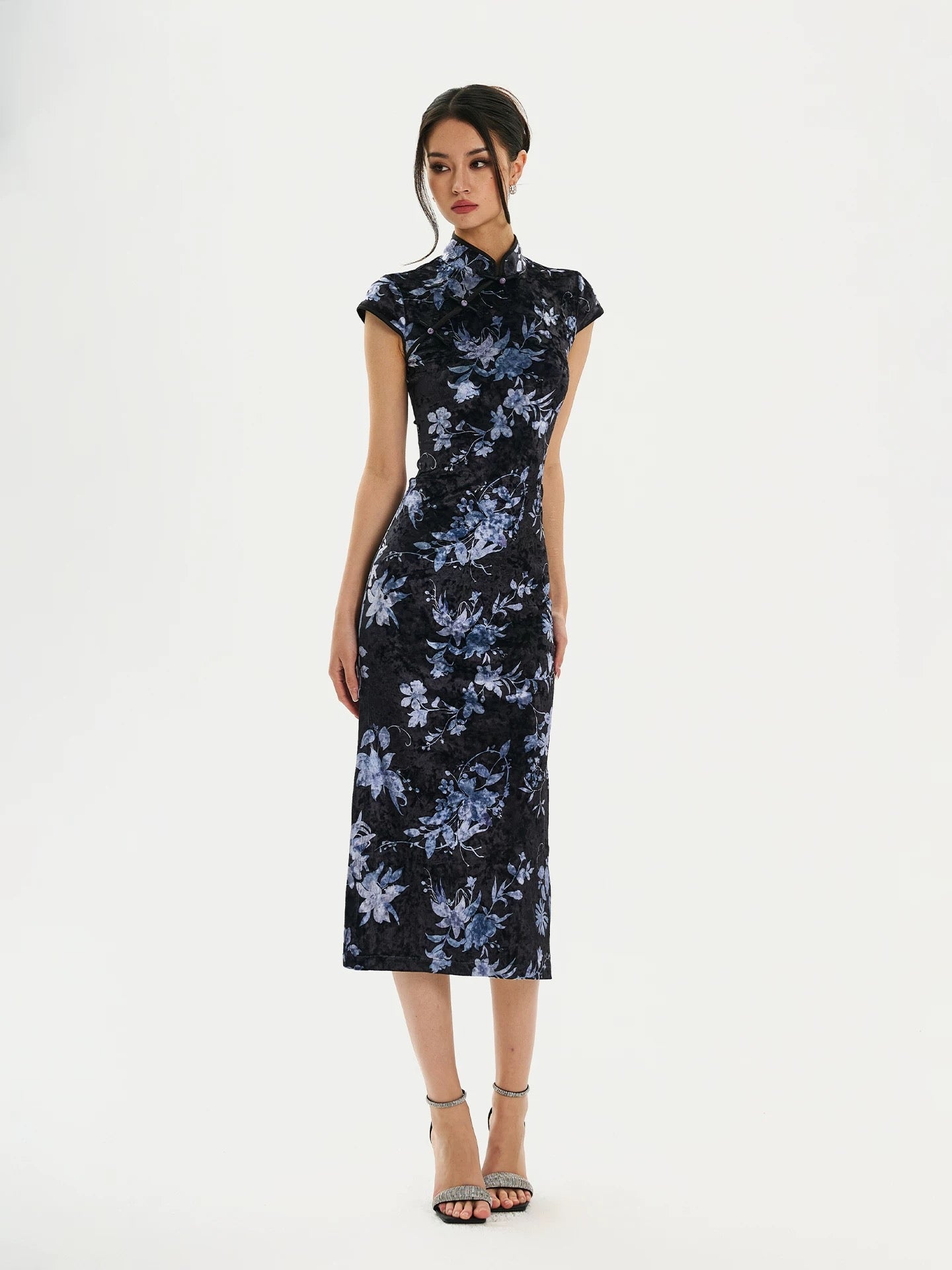 FIND YA WINGS Light velvet classic Neo-Chinese style dress