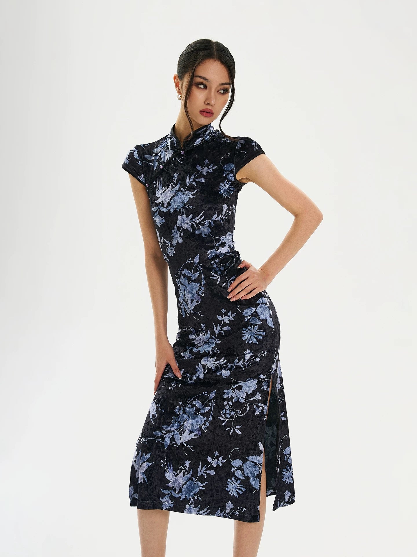 FIND YA WINGS Light velvet classic Neo-Chinese style dress