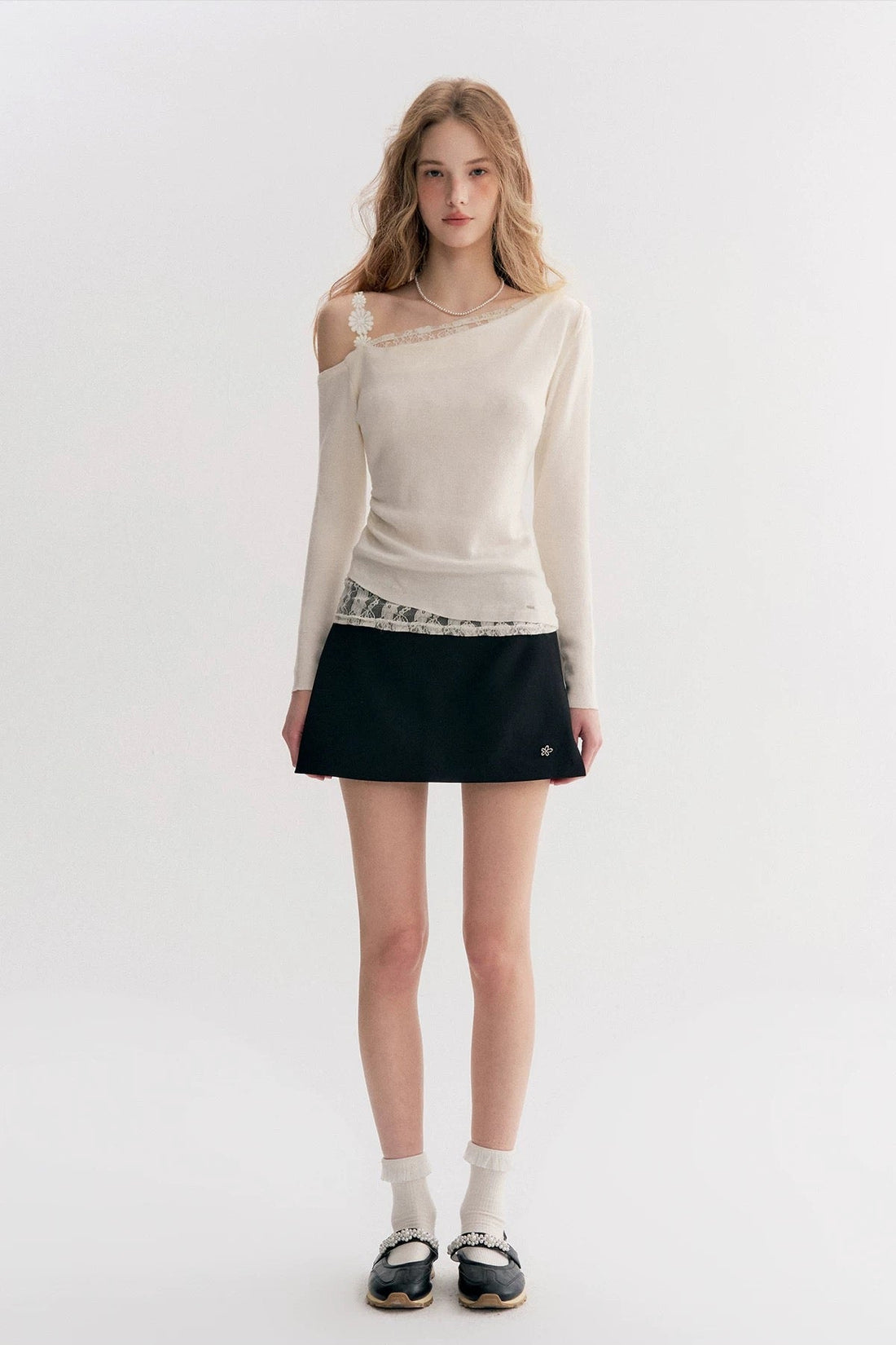 Kroche Fake two piece lace patchwork long sleeved knitted sweater