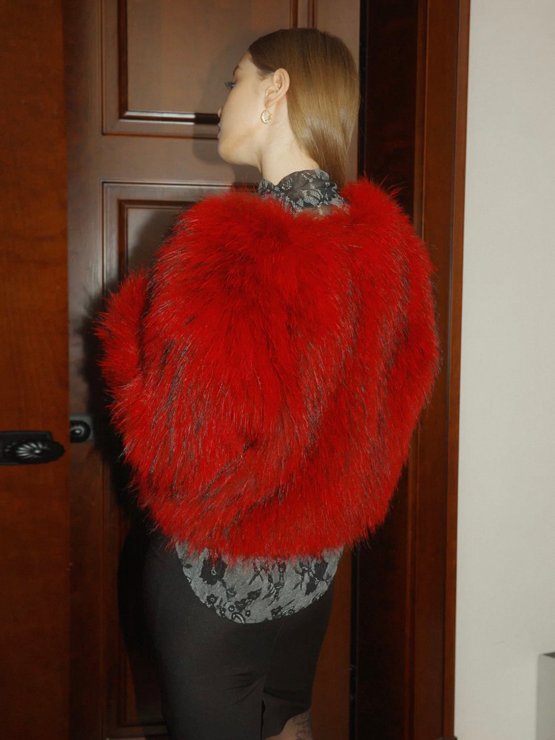 FIND YA WINGS Raccoon fur red short fur coat