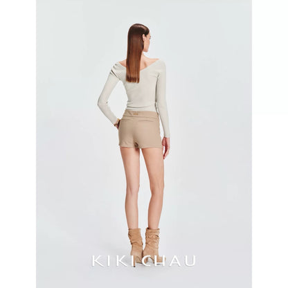 KIKI CHAU ‘HILLS’