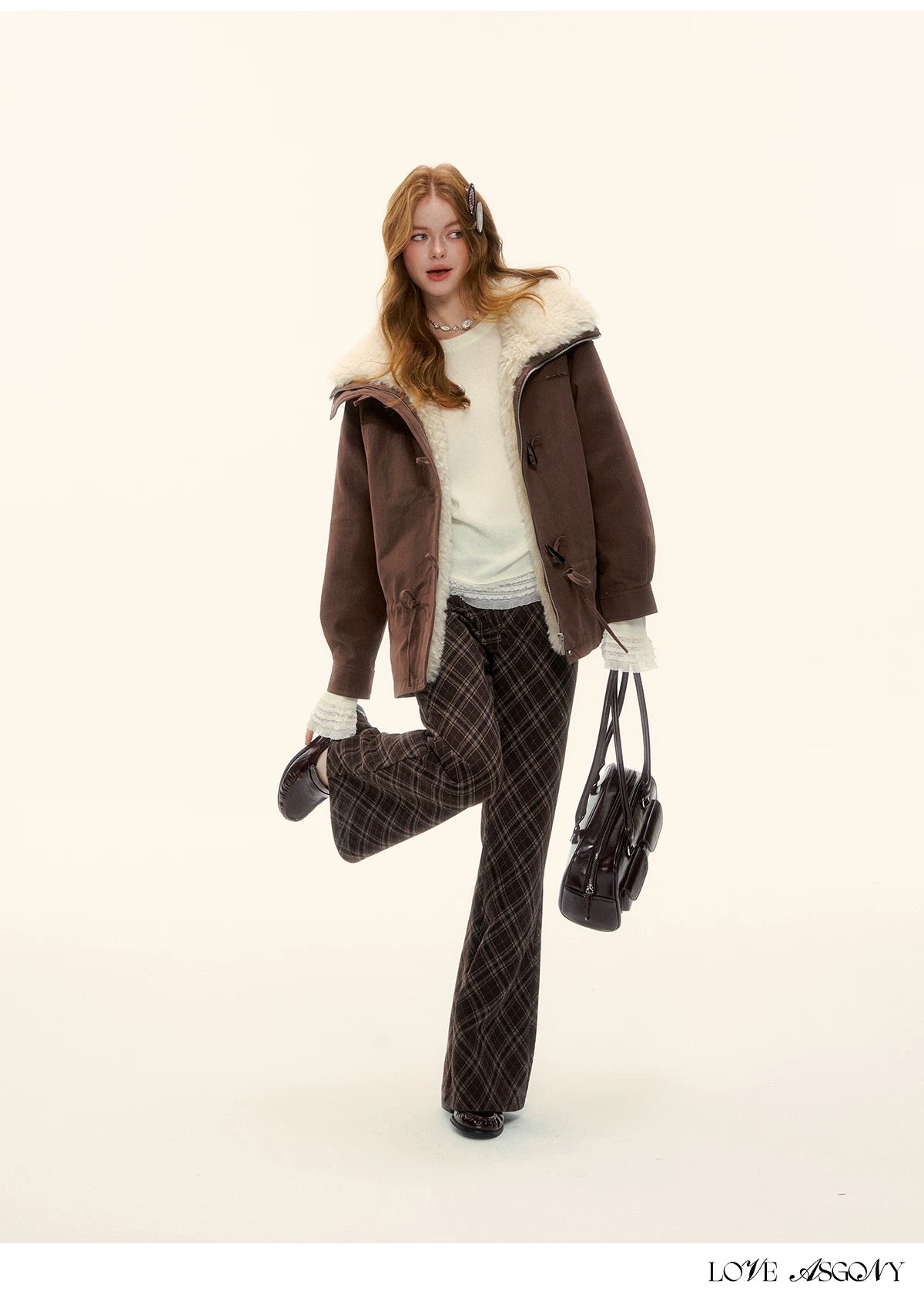 AsGony ASG25589 White duck down big suede collar jacket