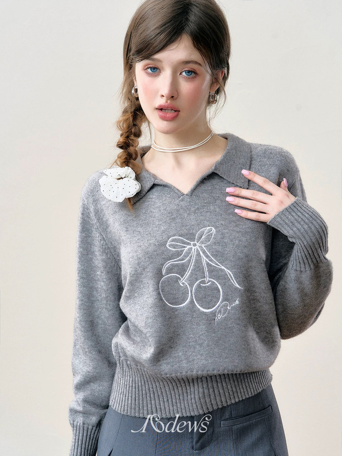 16DEWS 16D24278 Cherry Embroidered Polo Collar Top