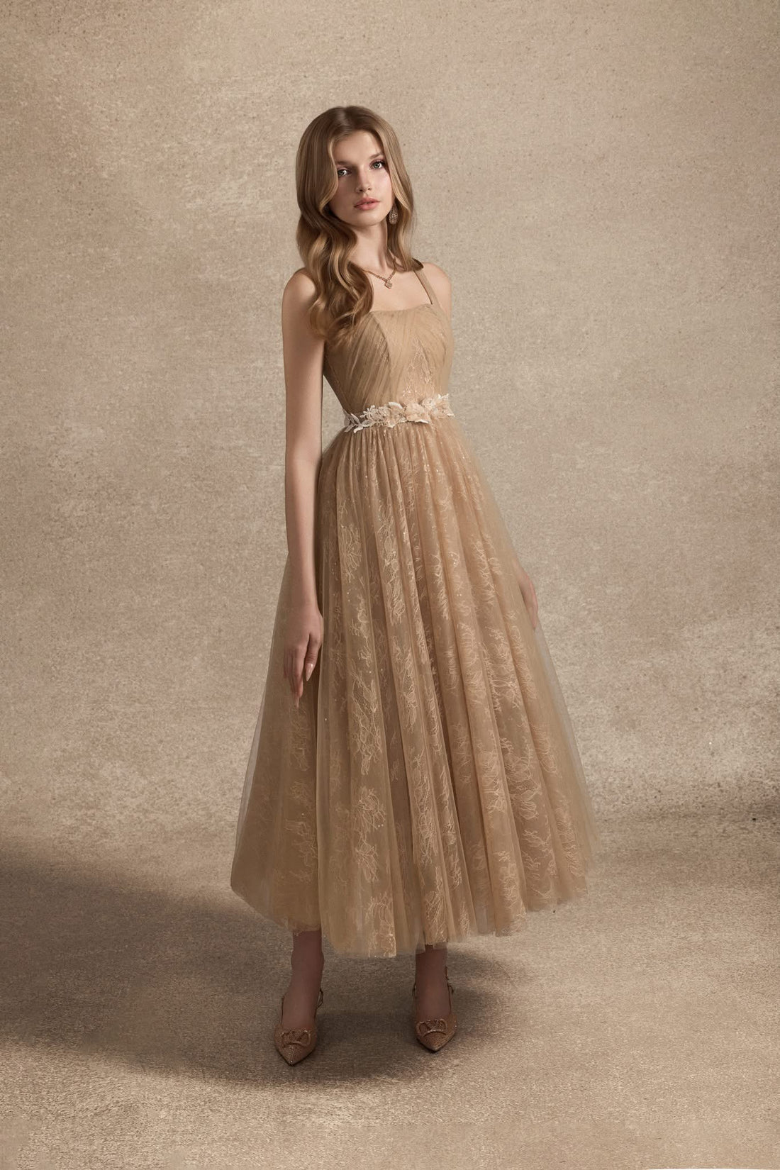 Nhat VY CESLESTE DRESS (BROWN)