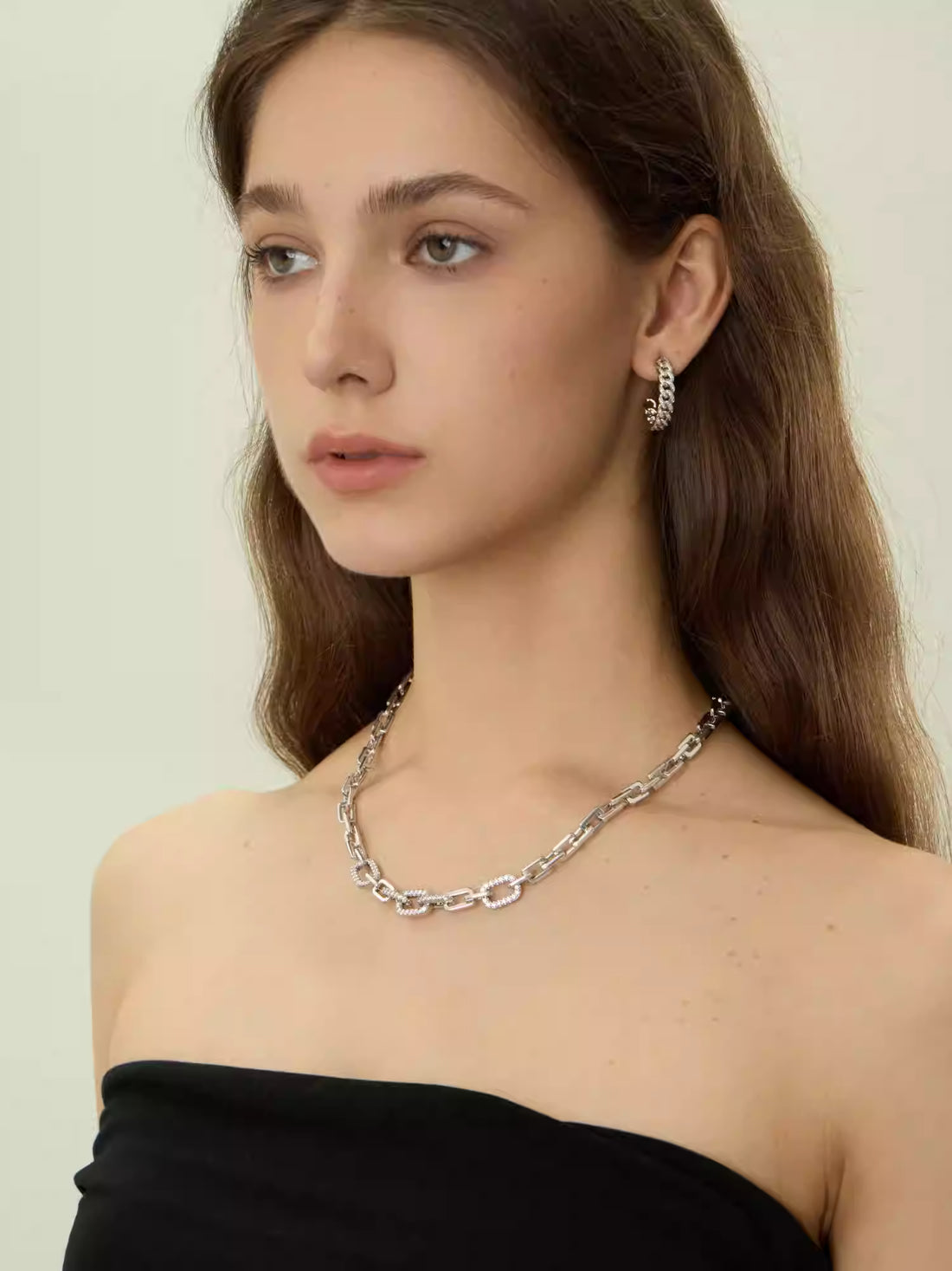 ARSIS Cuban minimalist necklace