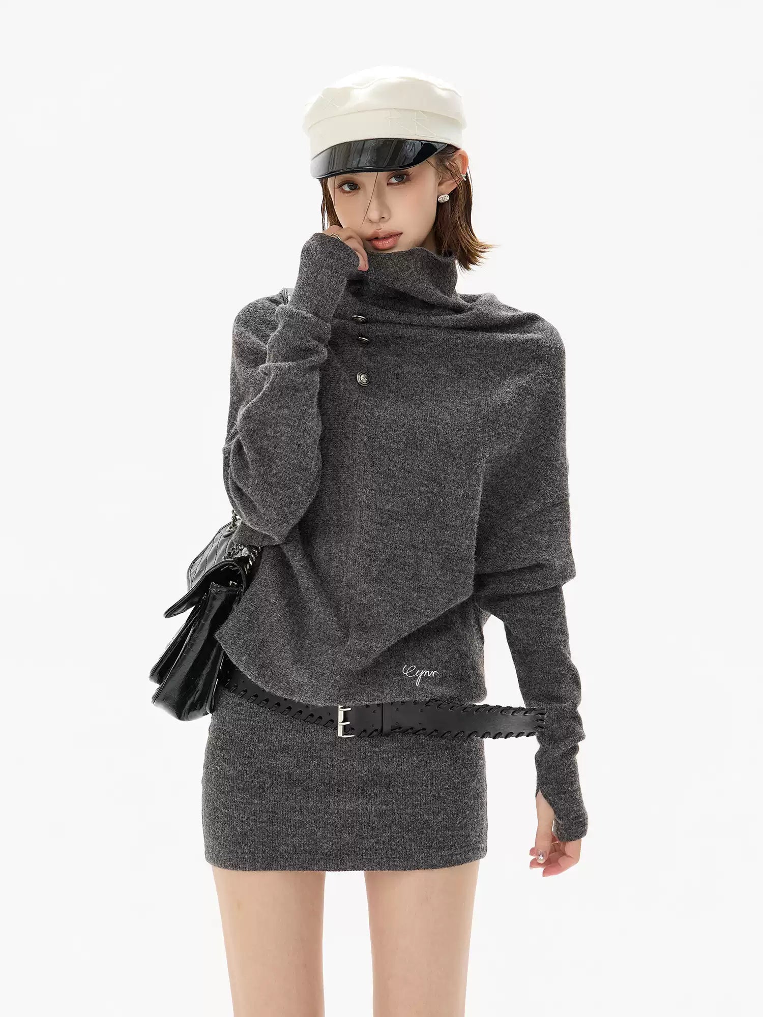 CYNR Pile collar irregular wool knitted dress (without belt)