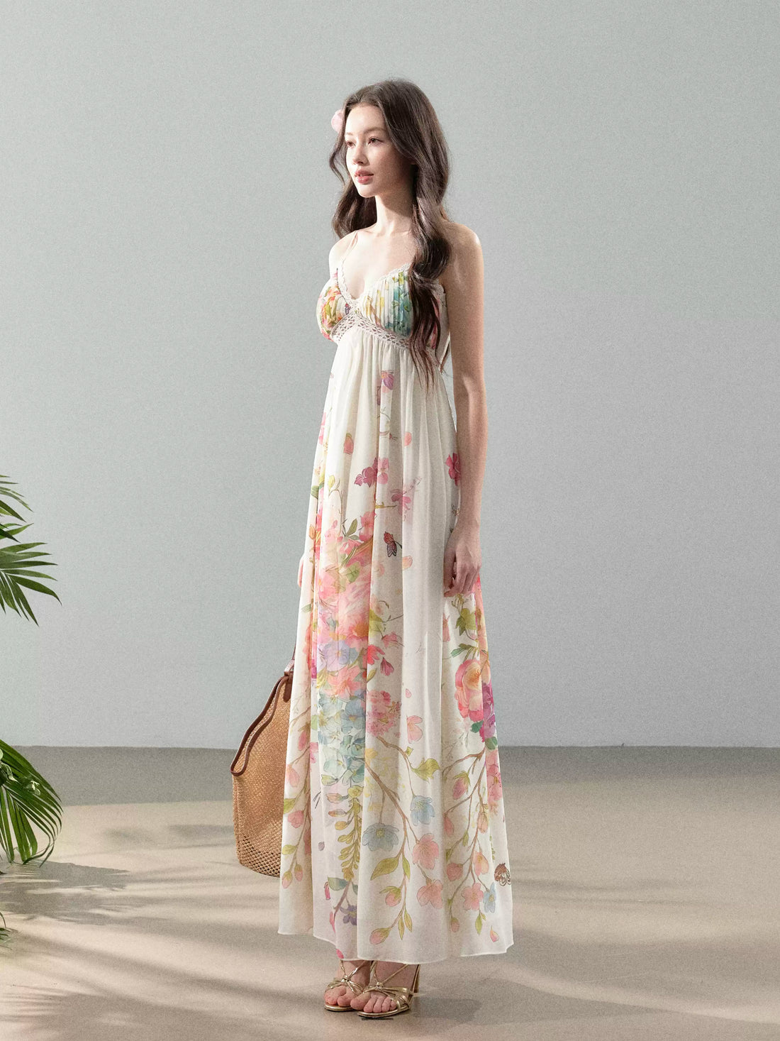 YZZI HE French holiday-style floral print chiffon halter maxi dress