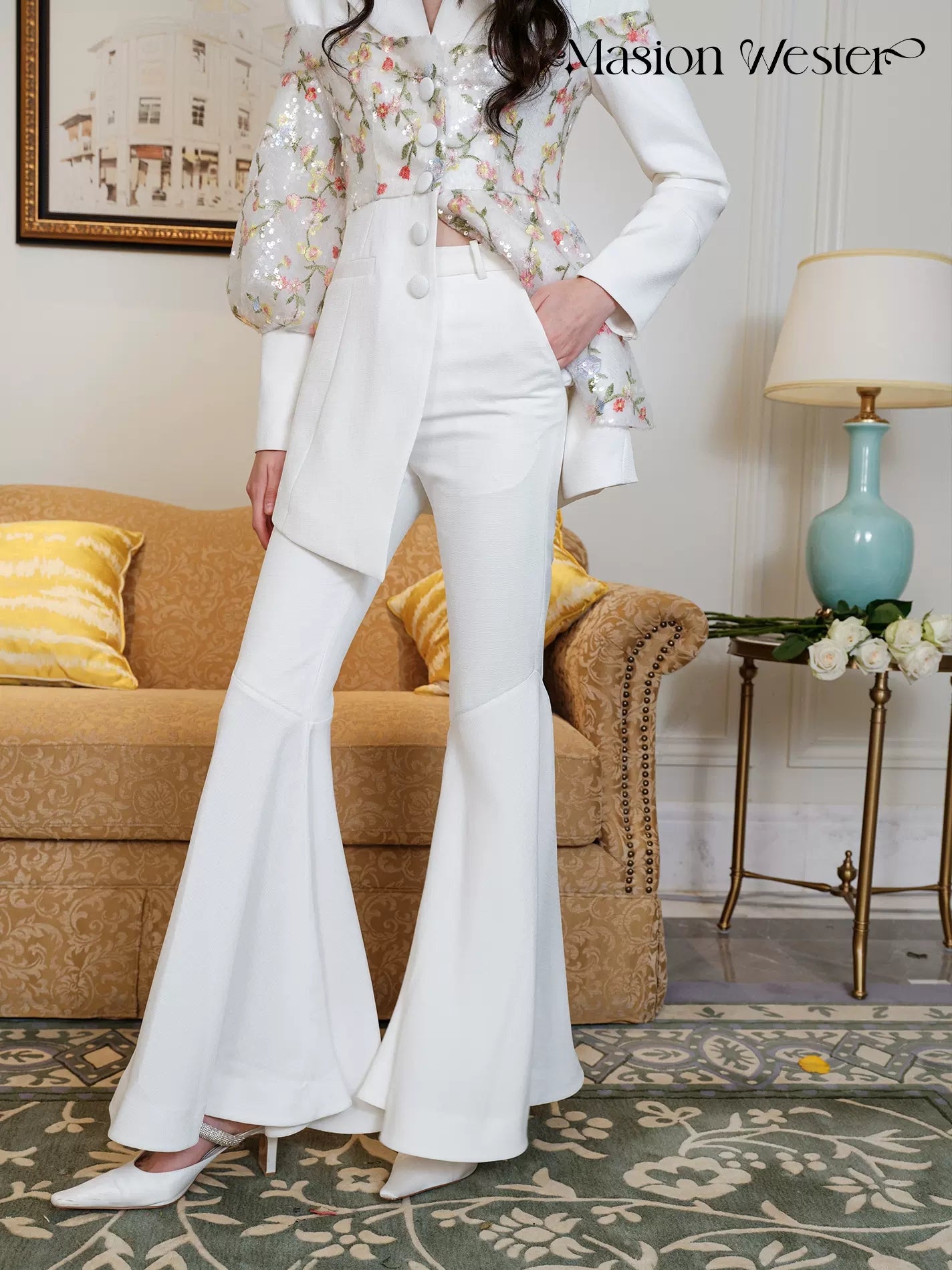 Masion Wester White Floral Embroidery Patchwork Suit Set