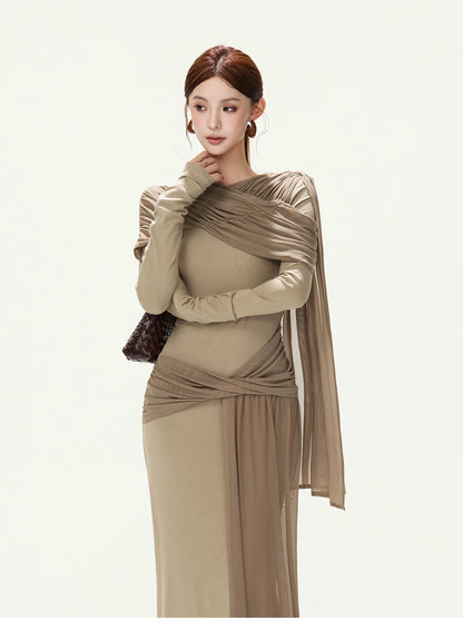 CYNR Color-Block Knit Dress