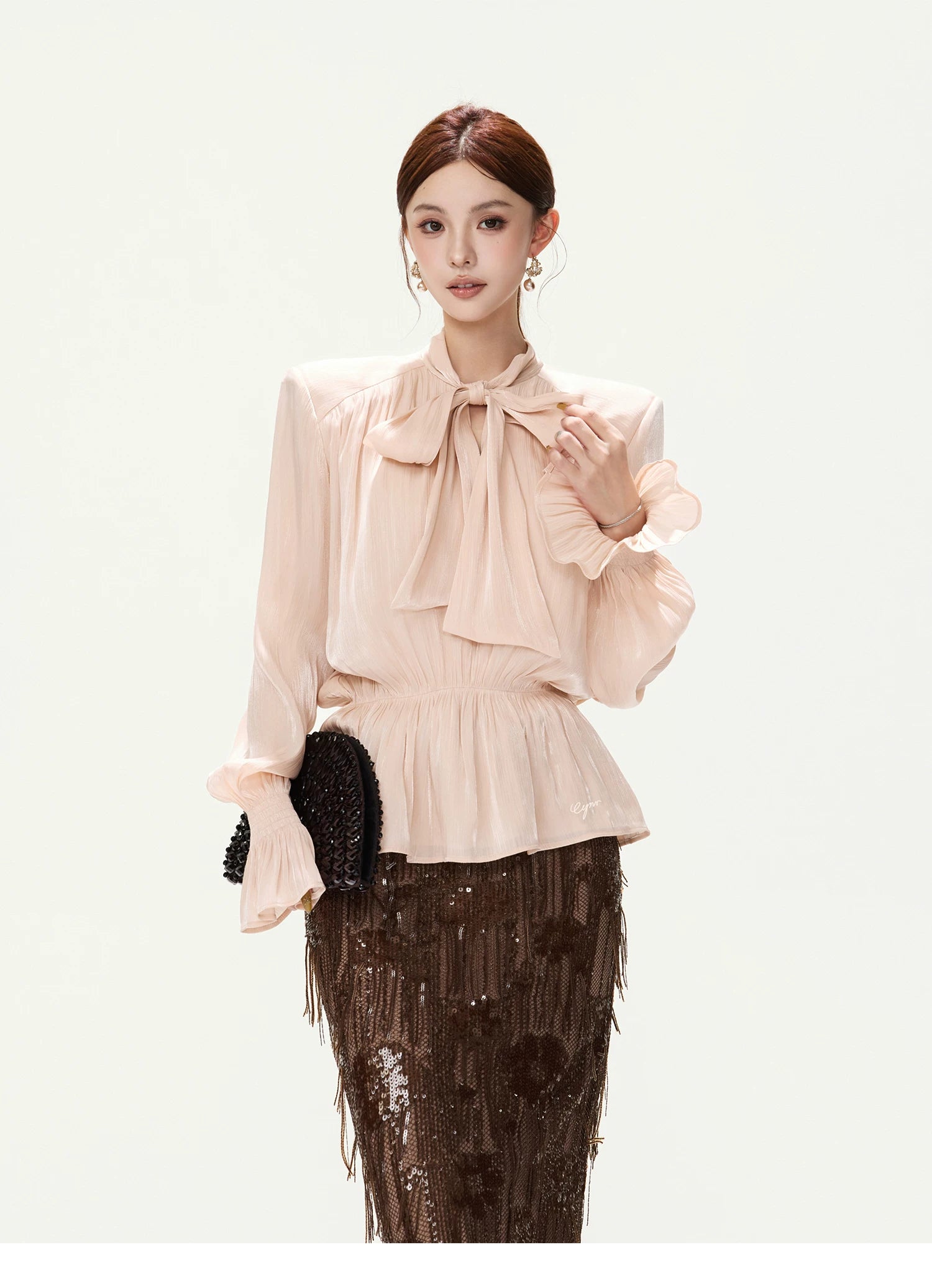 CYNR Lantern-Sleeve Blouse