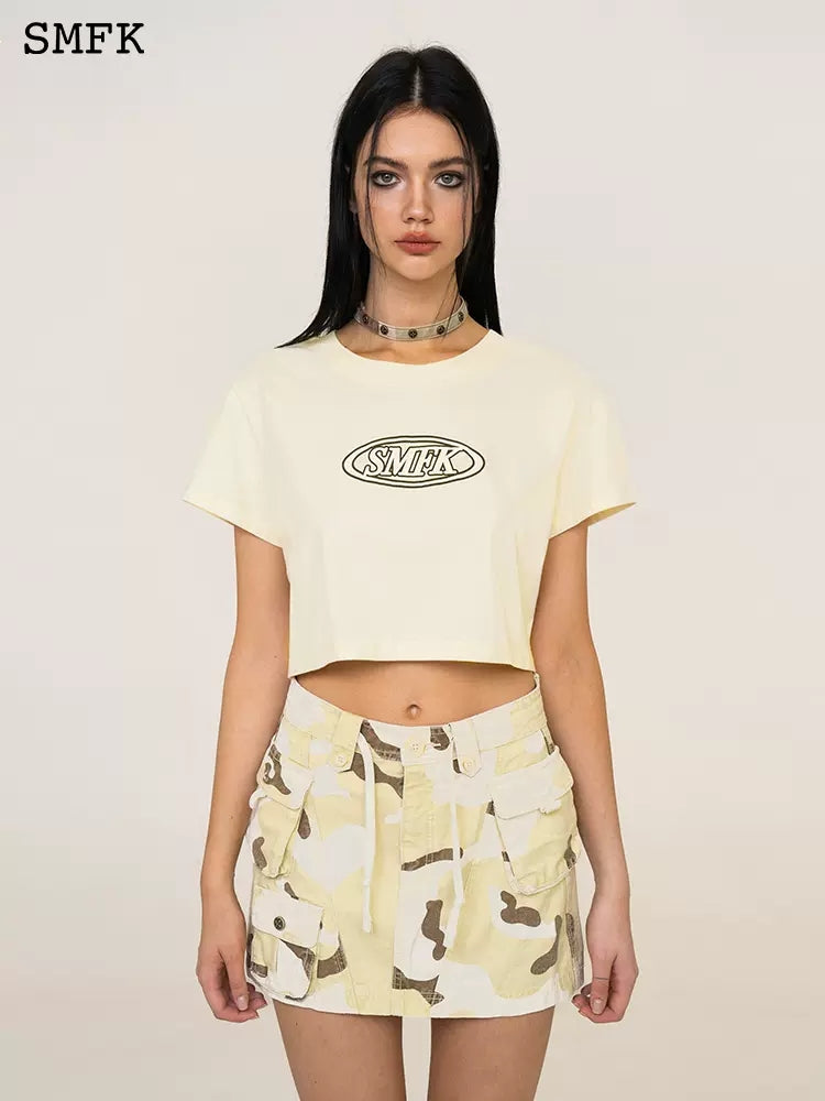 SMFK wild world model short Tee