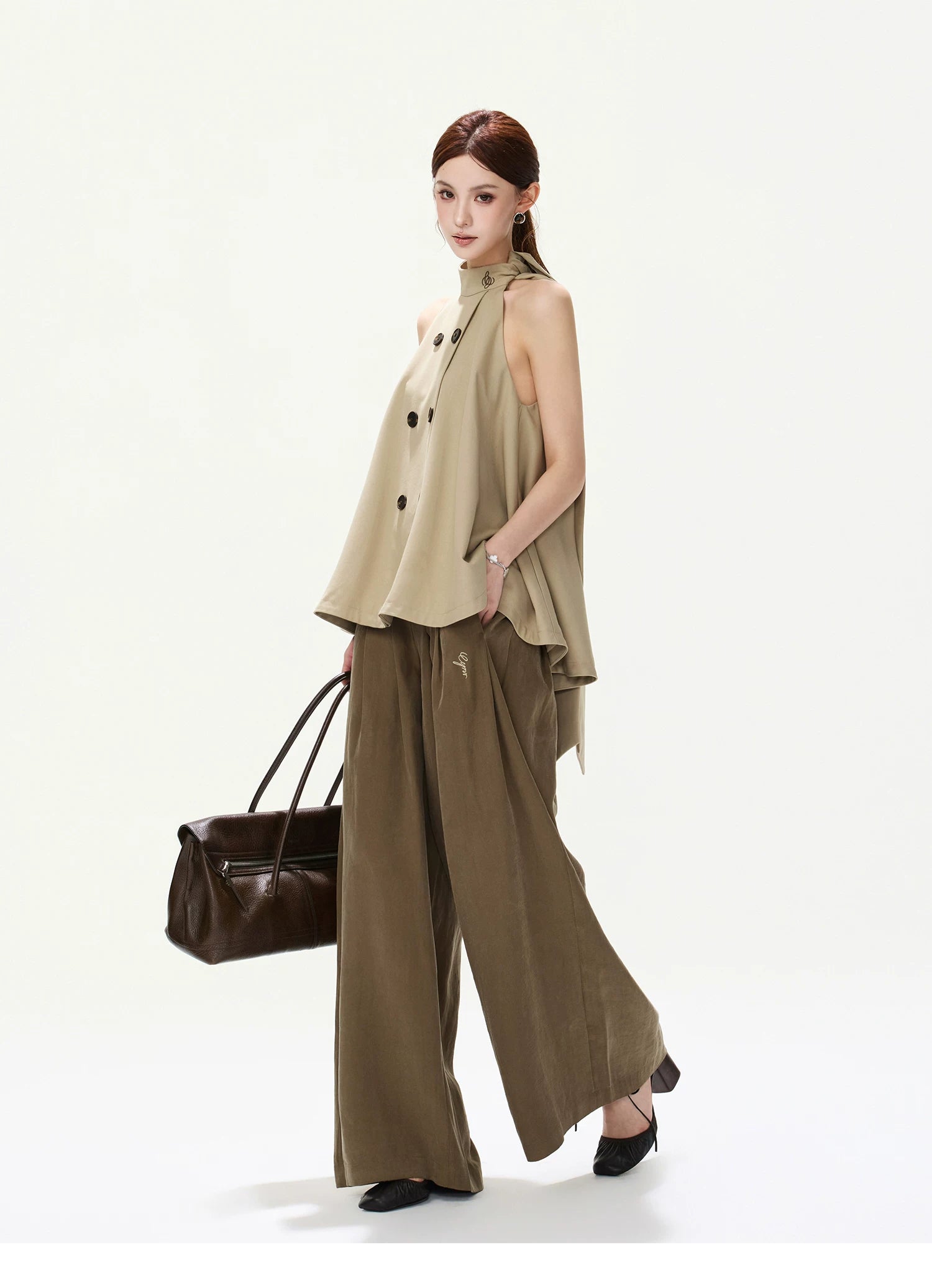 CYNR Sleeveless Halter Tank Top