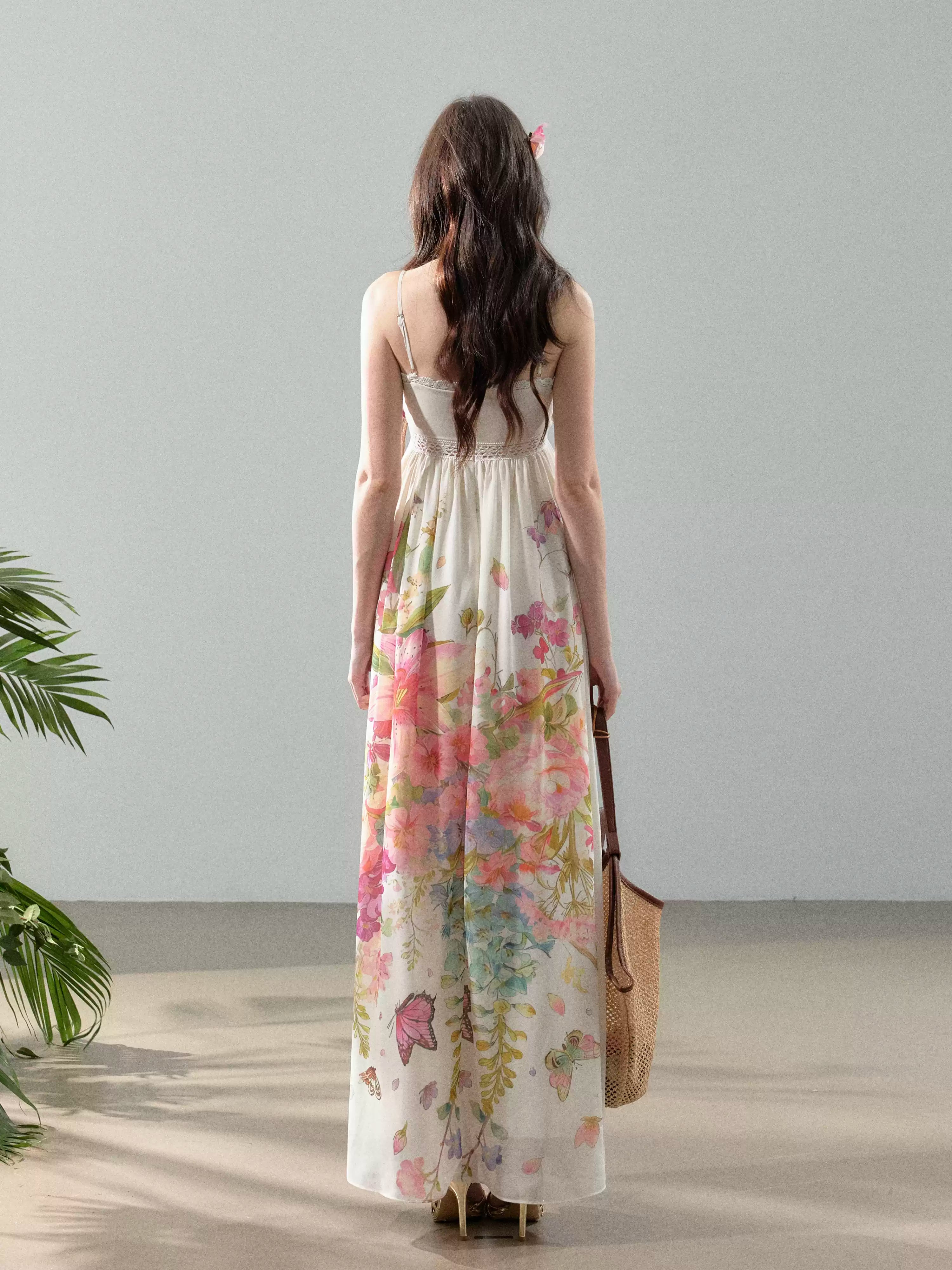 YZZI HE French holiday-style floral print chiffon halter maxi dress
