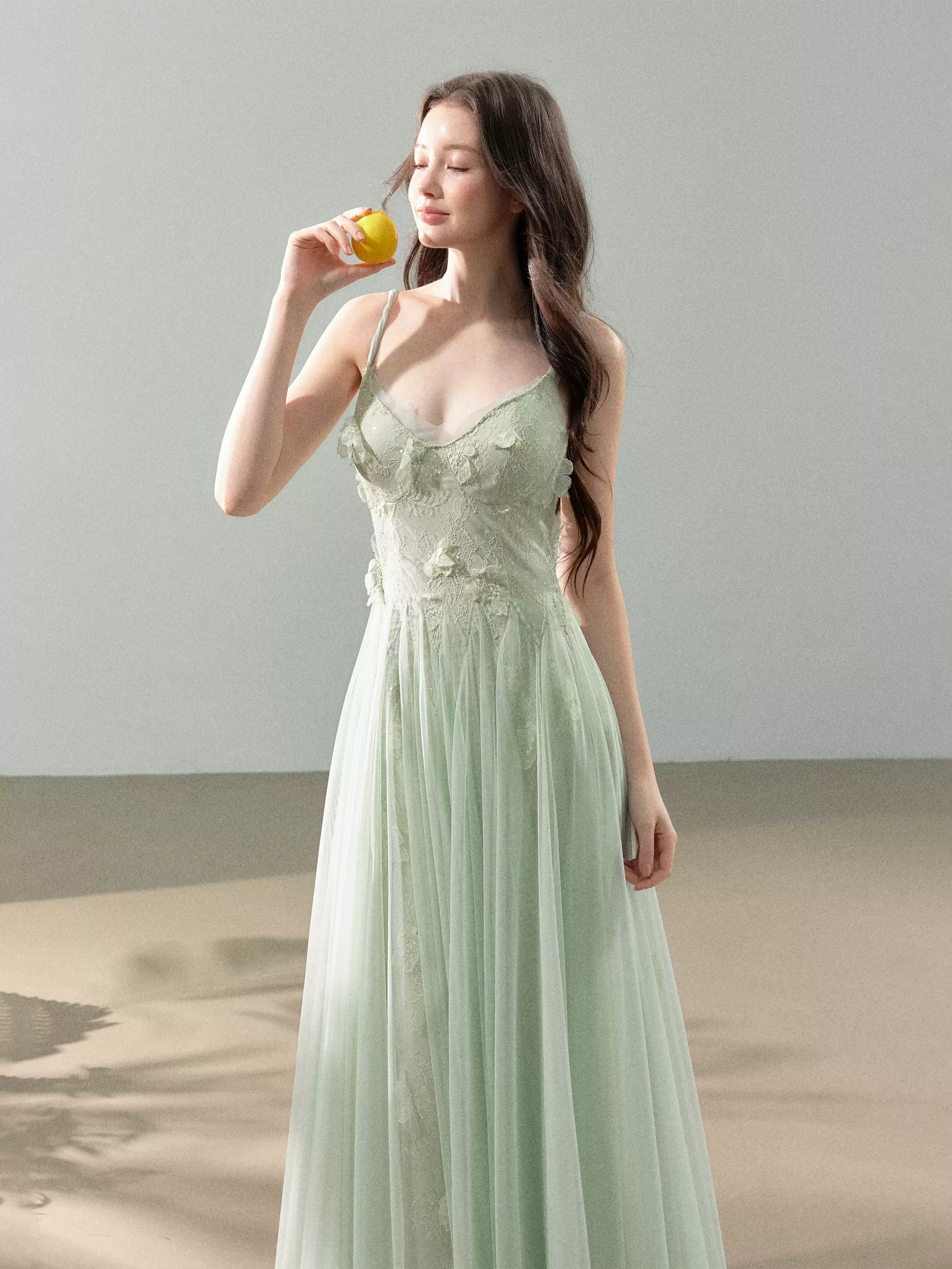 YZZI HE French mesh splicing holiday camisole fairy dress