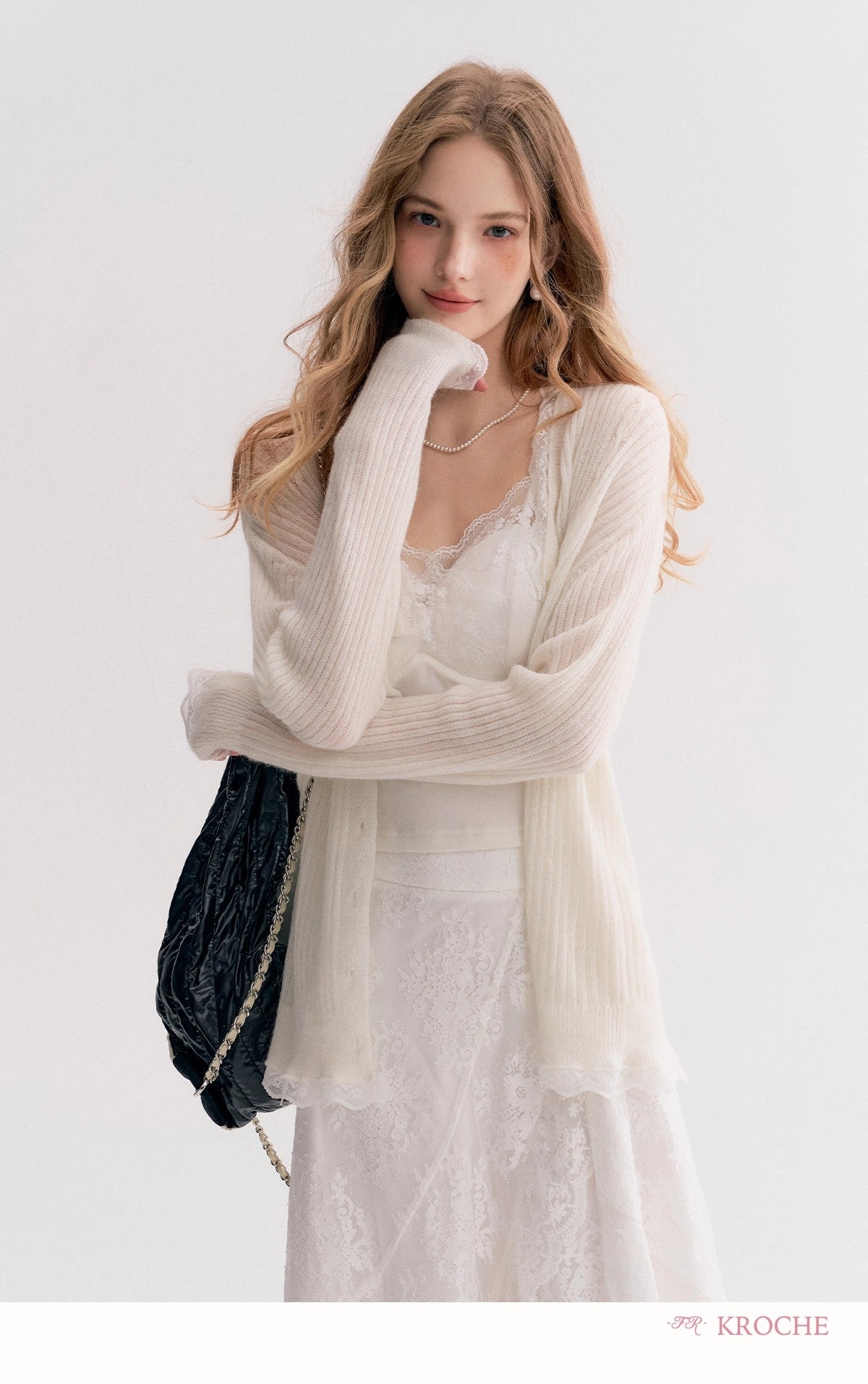 Kroche Oversized V-Neck Long-Sleeve Cardigan