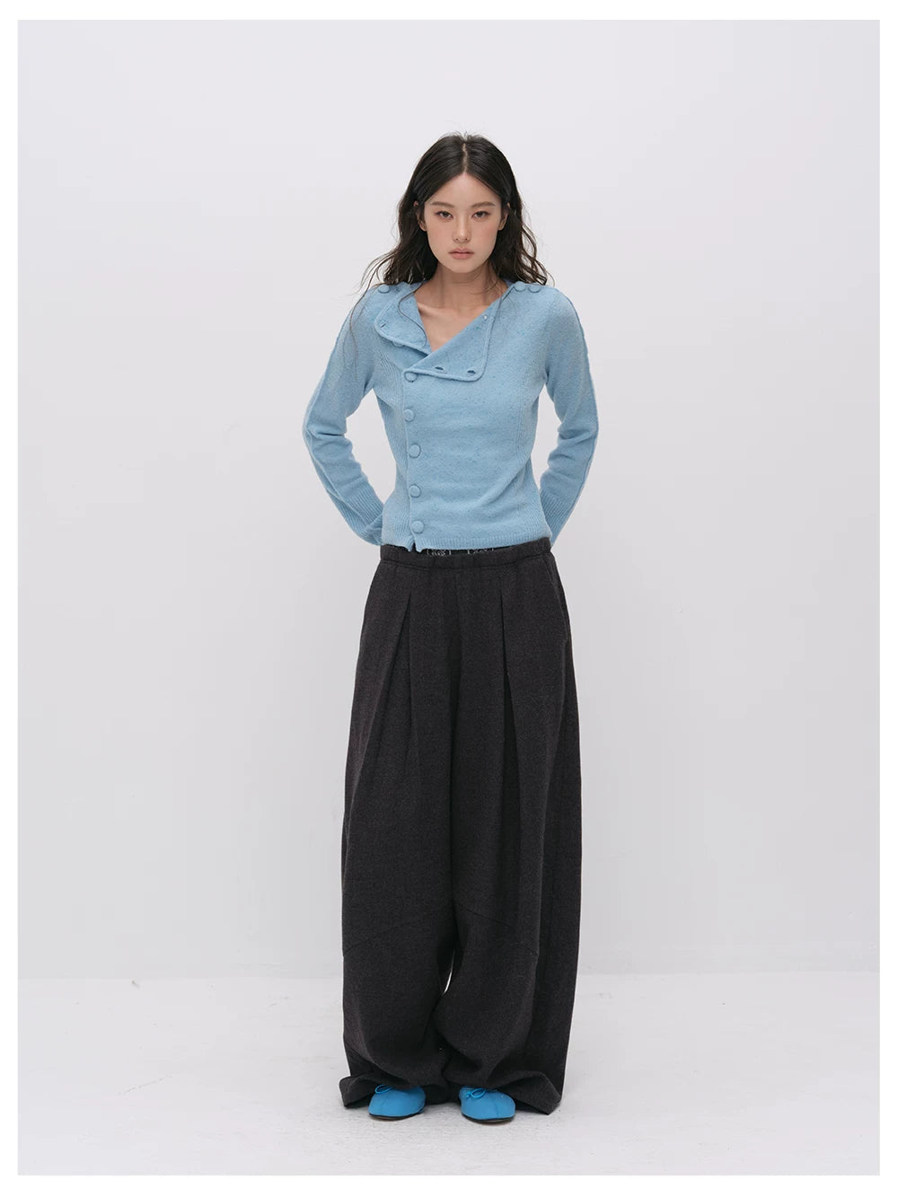 VIA PITTI VIADK6427 Asymmetric Placket Knit Cardigan