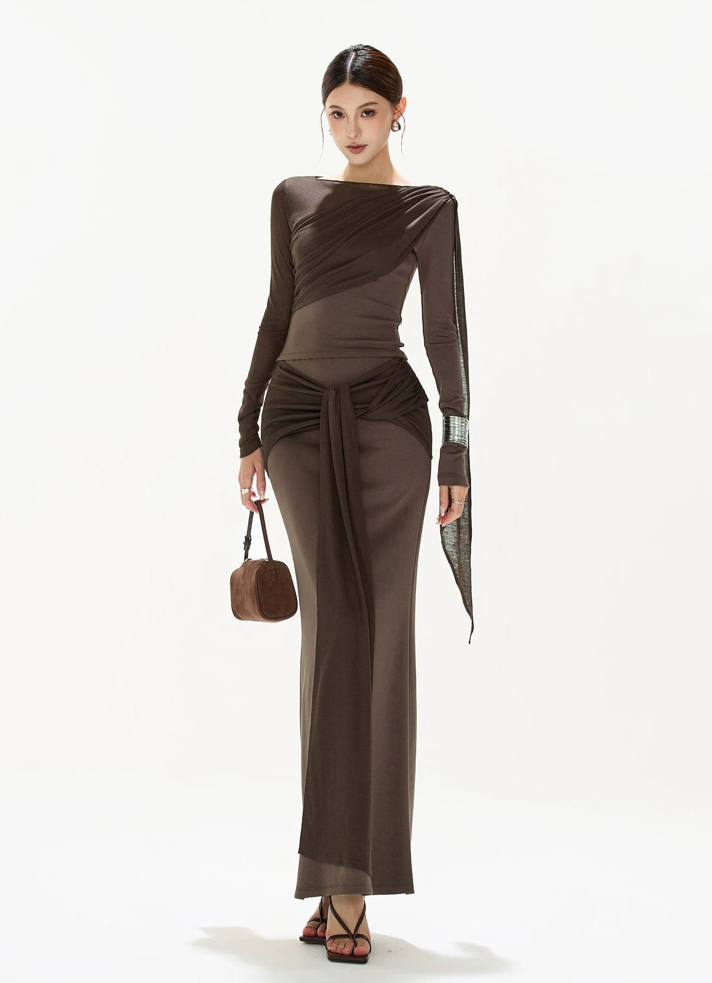 CYNR Ribbon pleated top + tied long skirt