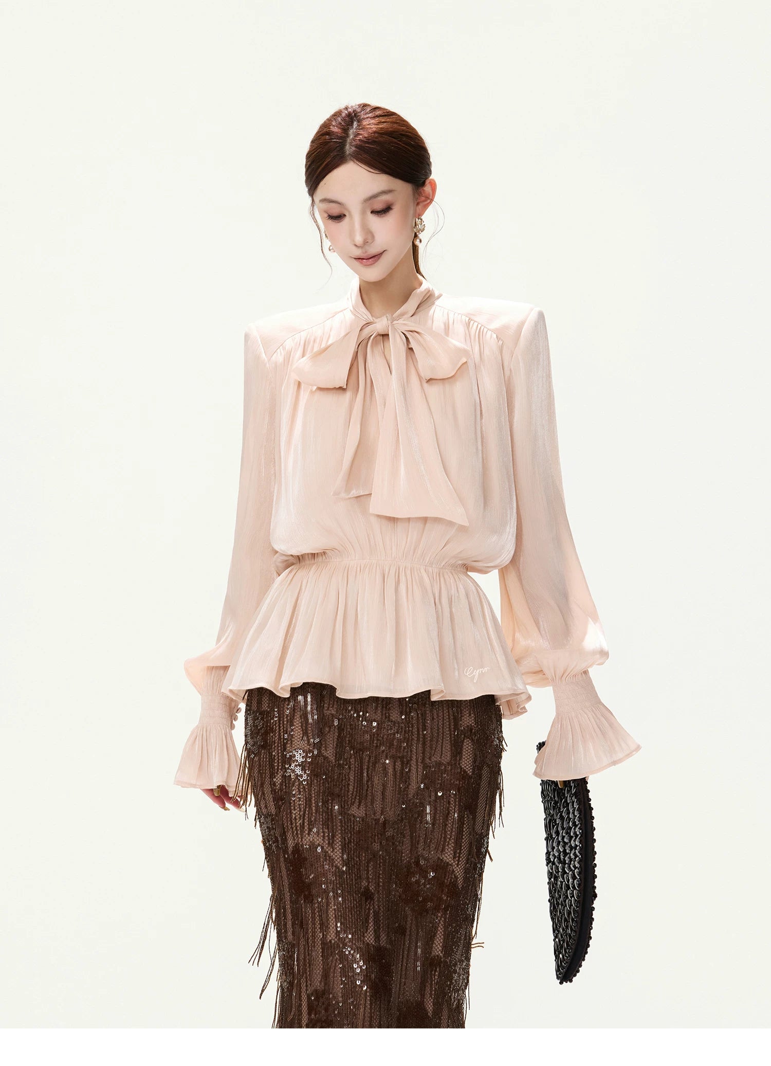 CYNR Lantern-Sleeve Blouse