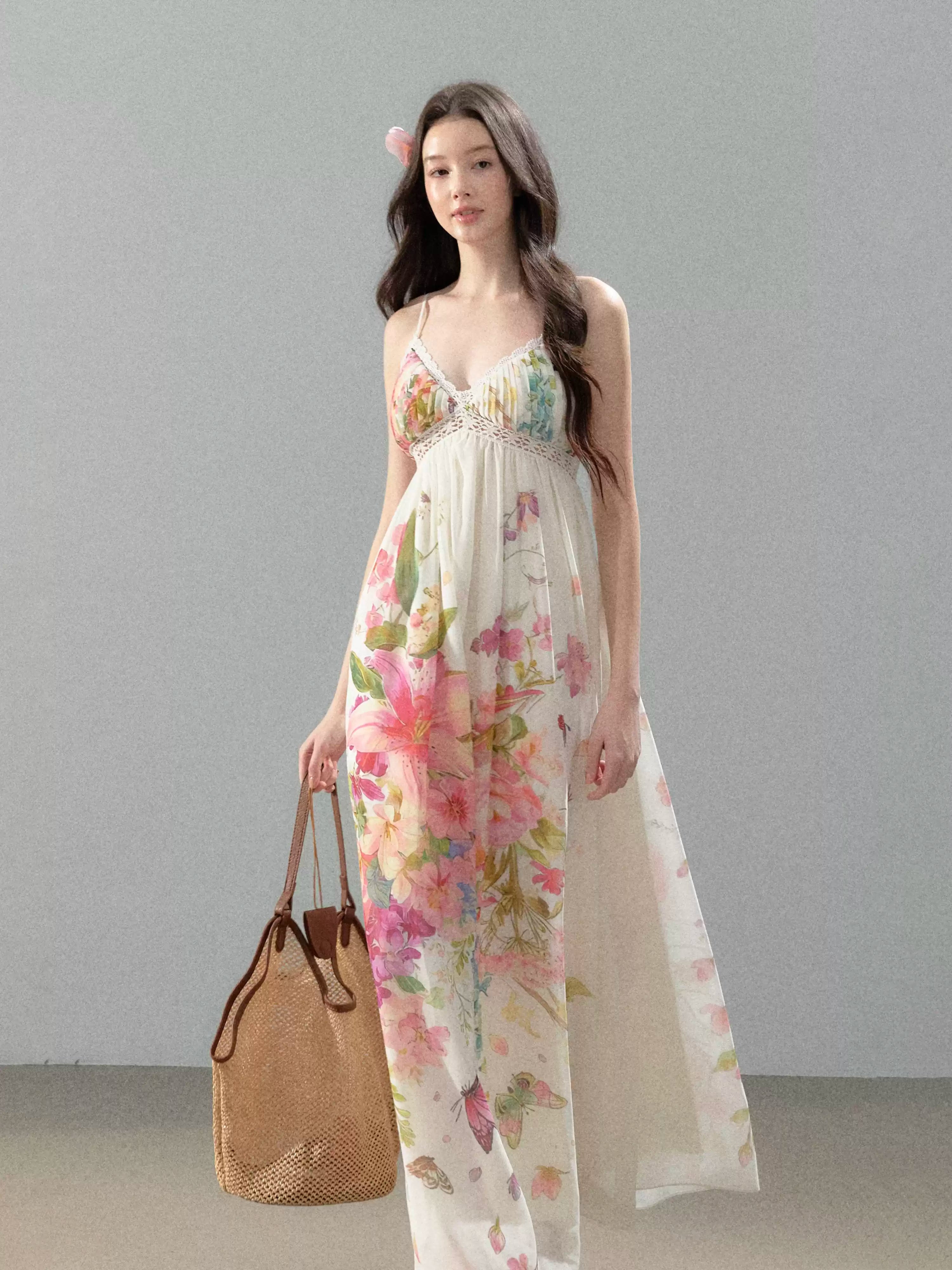 YZZI HE French holiday-style floral print chiffon halter maxi dress