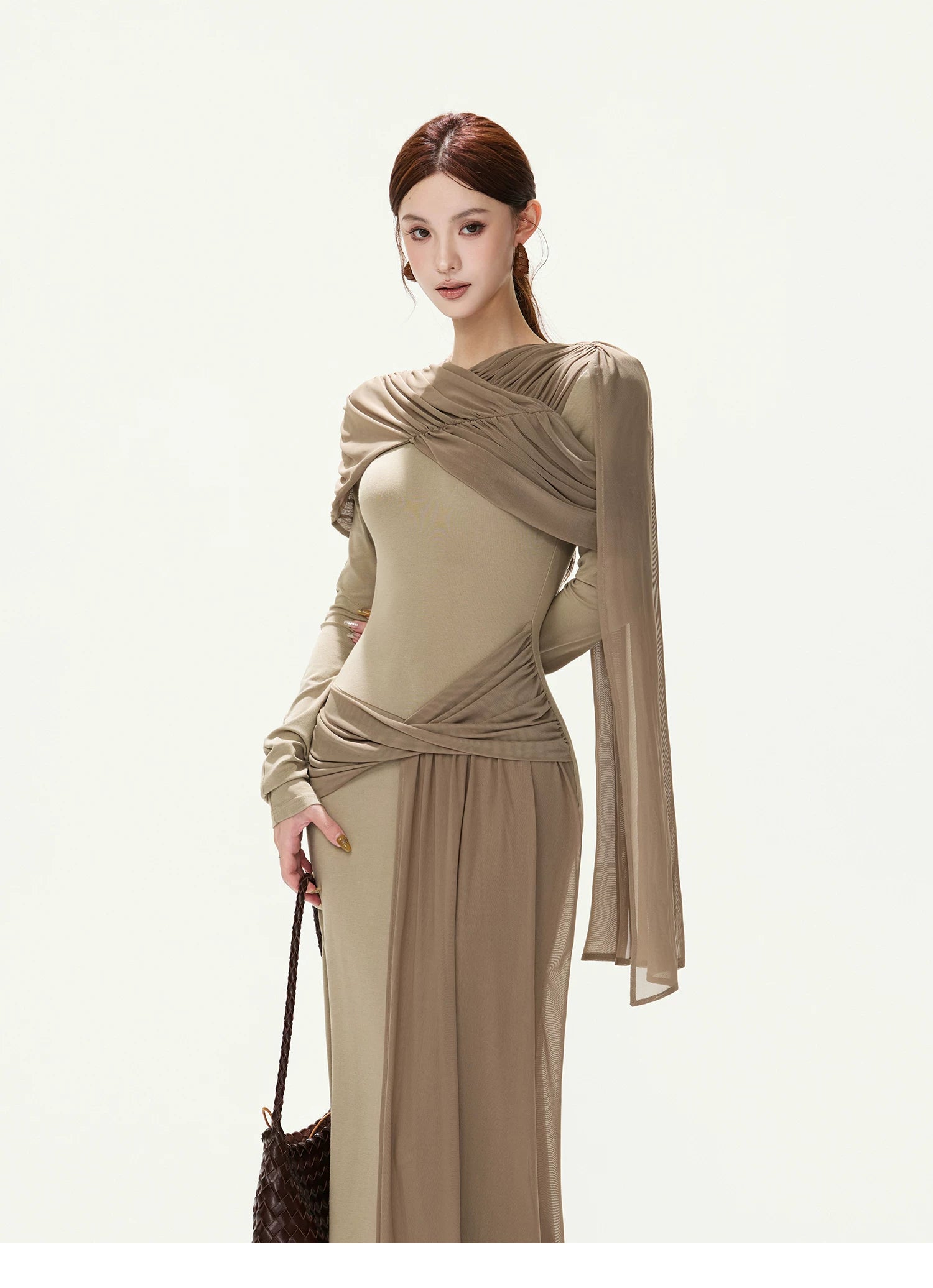 CYNR Color-Block Knit Dress