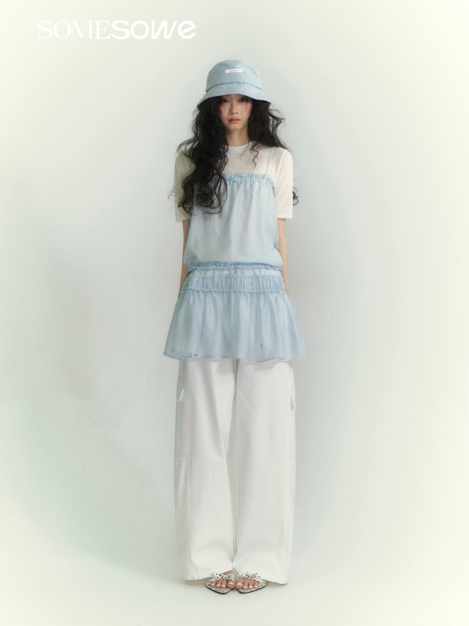SOMESOWE S2609067&amp;S2609068 Wool high neck T-shirt + Lace patchwork camisole dress