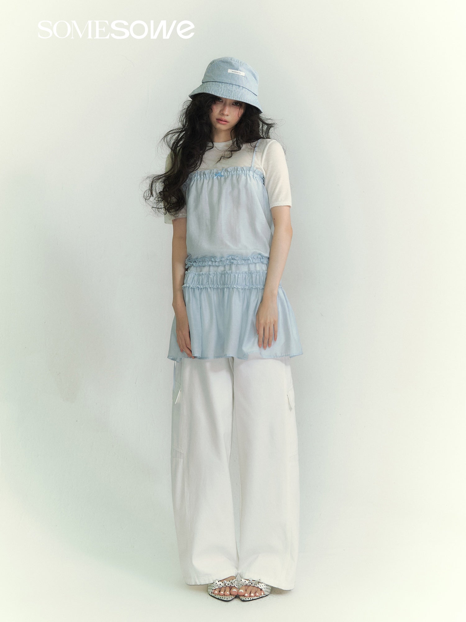 SOMESOWE S2609067&amp;S2609068 Wool high neck T-shirt + Lace patchwork camisole dress