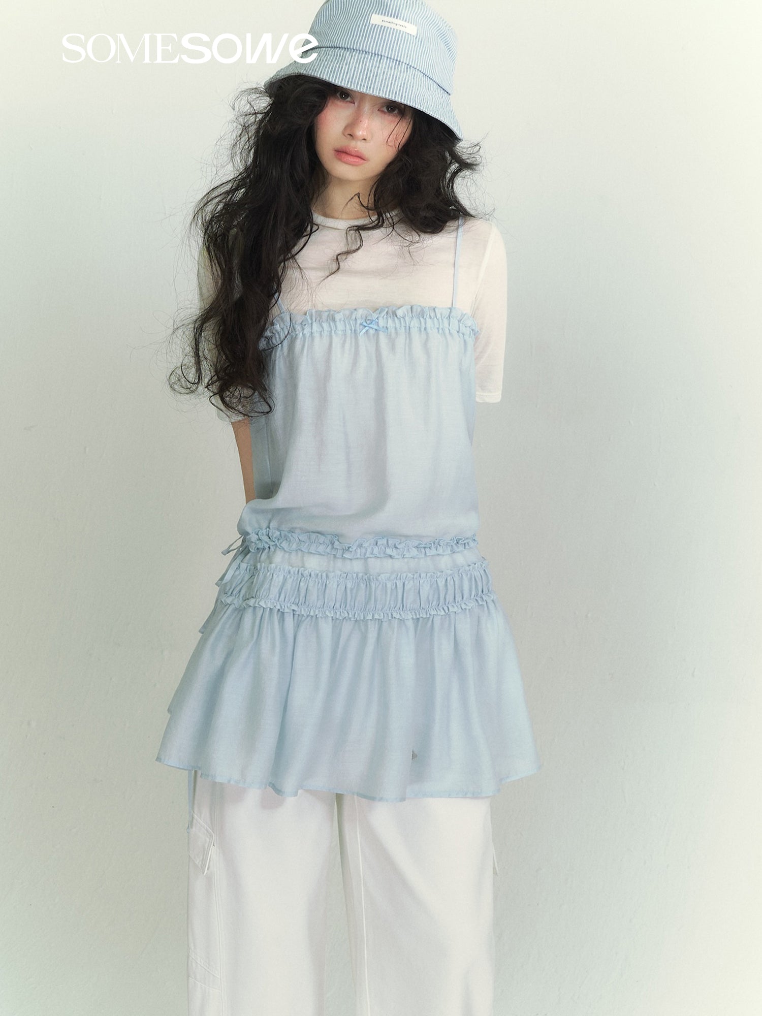SOMESOWE S2609067&amp;S2609068 Wool high neck T-shirt + Lace patchwork camisole dress